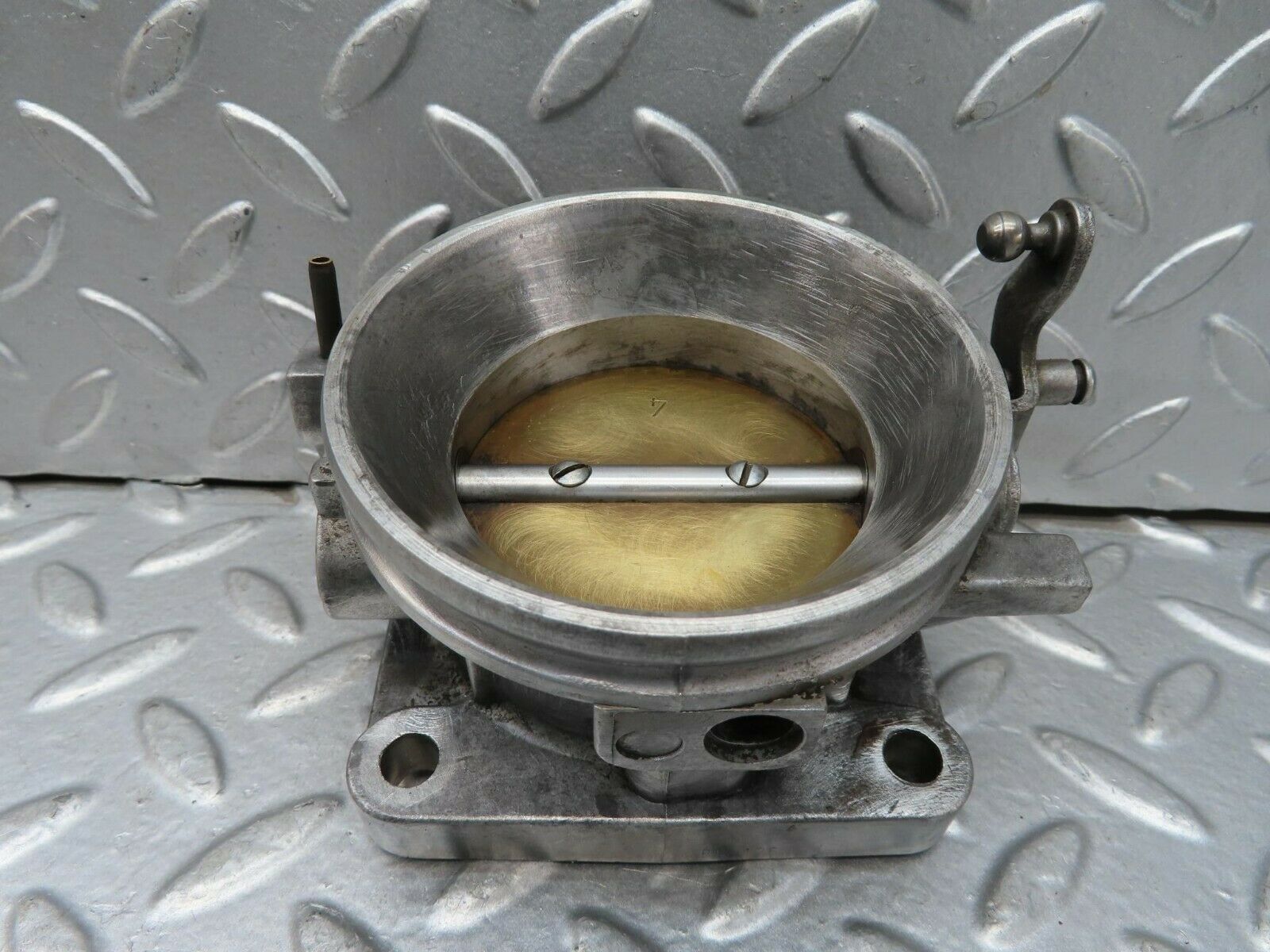 15680 Mercedes-Benz R107 450SL Throttle Body Valve