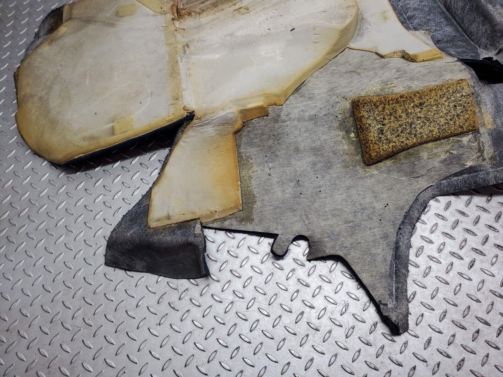 45159 Mercedes-Benz R129 300SL Coupe Front Left Floor Carpet Blue