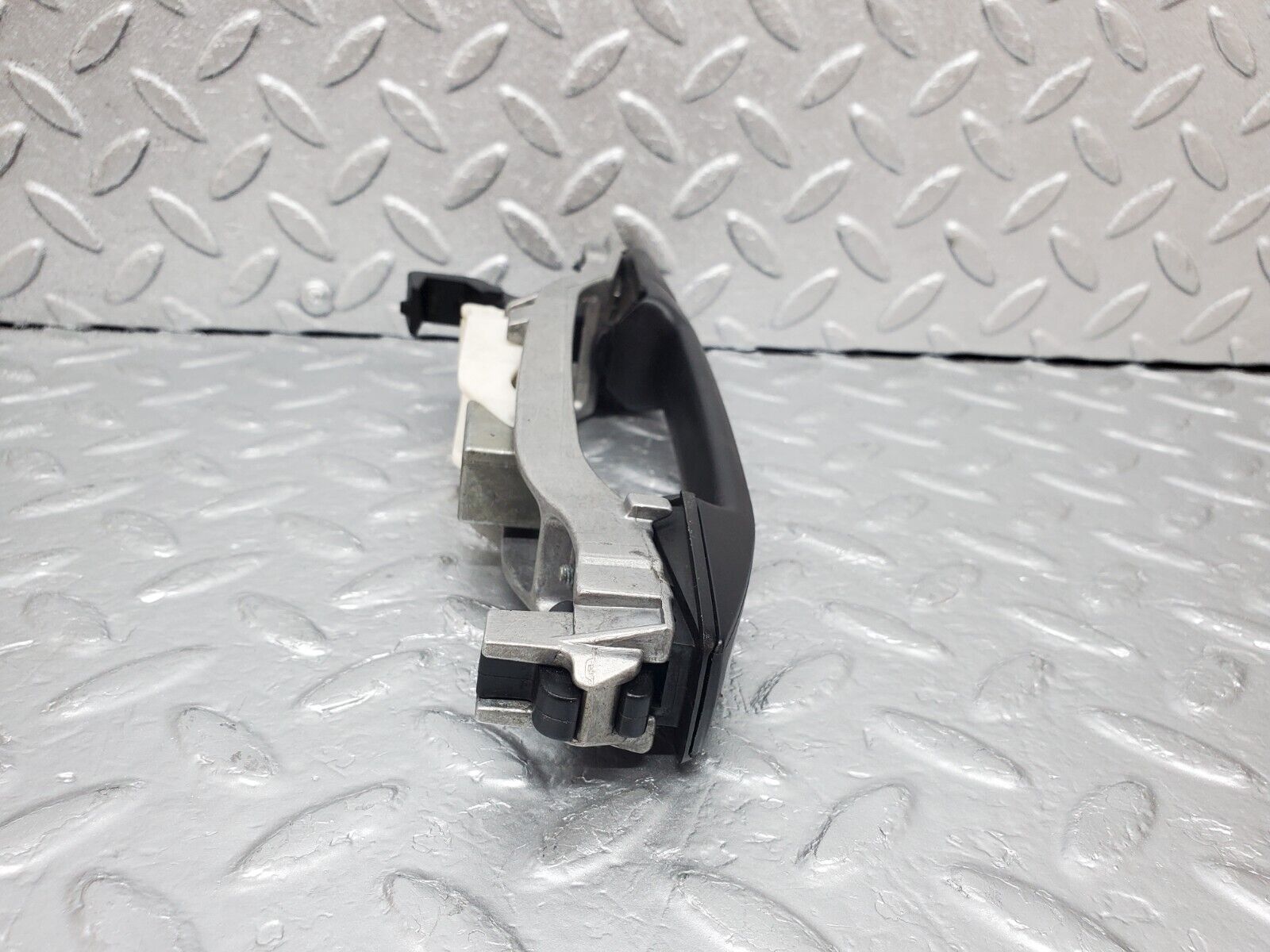 44803 Mercedes-Benz W124 220E Rear Right Exterior Door Handle