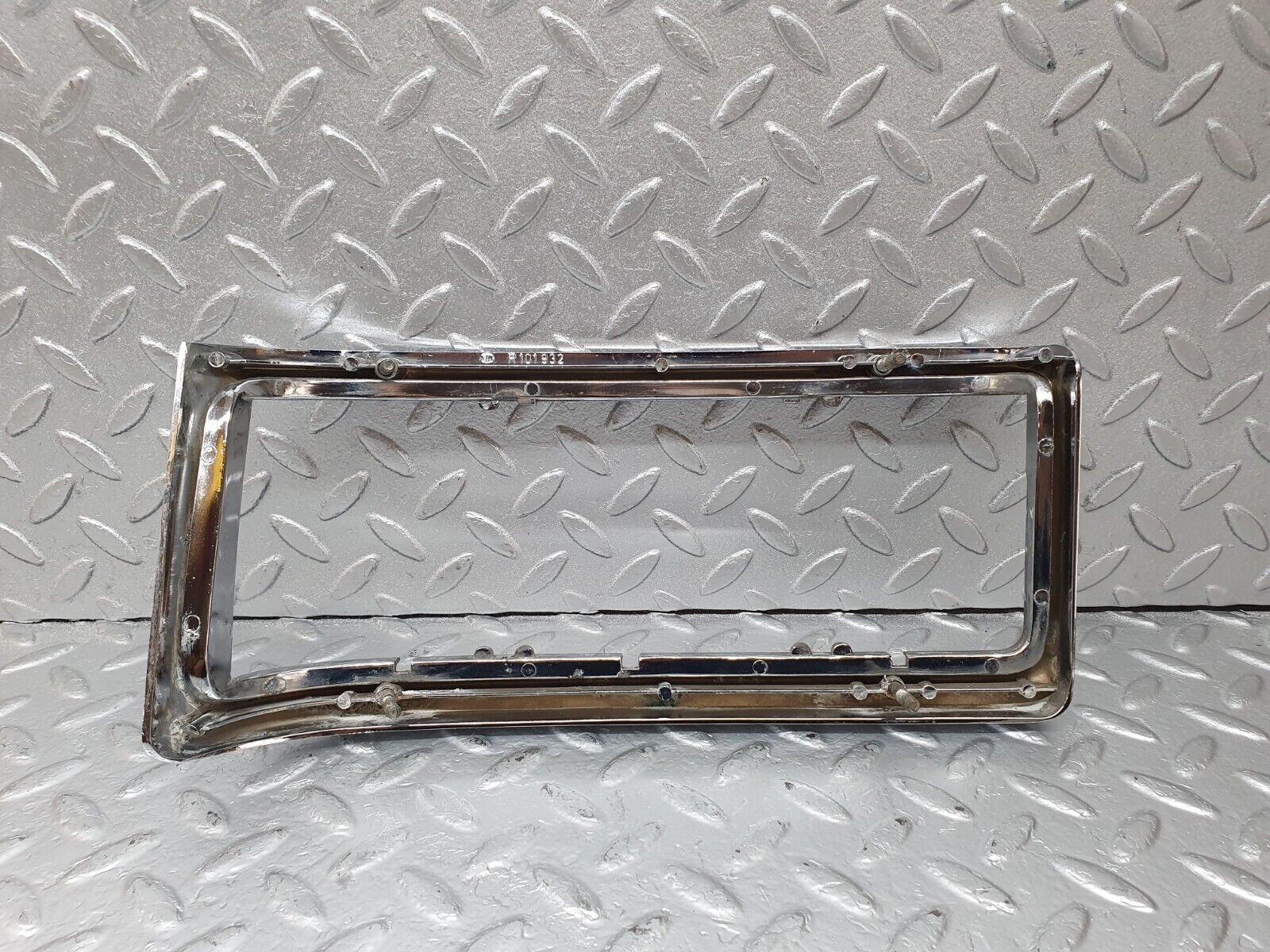 42934 Mercedes-Benz W115 Tail Light Chrome Frame Right Side