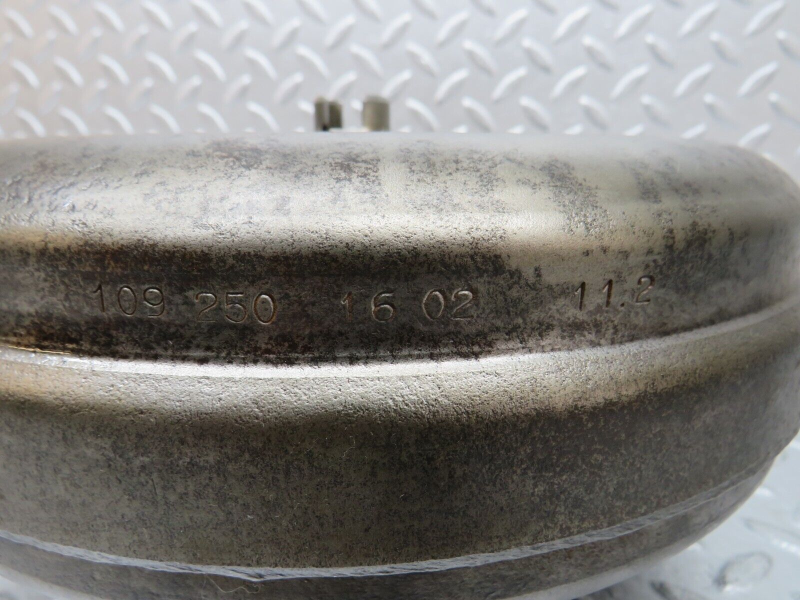 32815 Mercedes-Benz C107 R107 350 V8 Torque Converter 1092501602