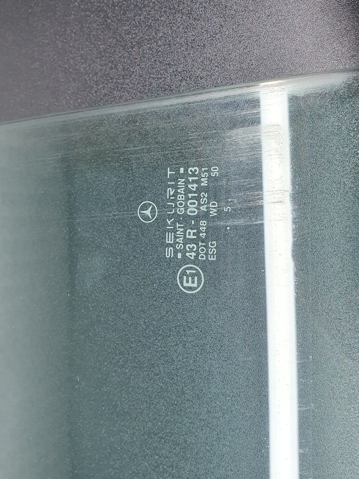 42410 Mercedes-Benz R129 320SL Coupe Right Door Window Glass