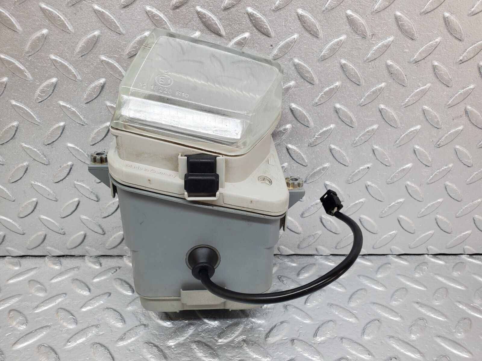 45195 Mercedes-Benz R129 300SL Coupe Front Left Fog Light Bosch 1298200156 1305621245