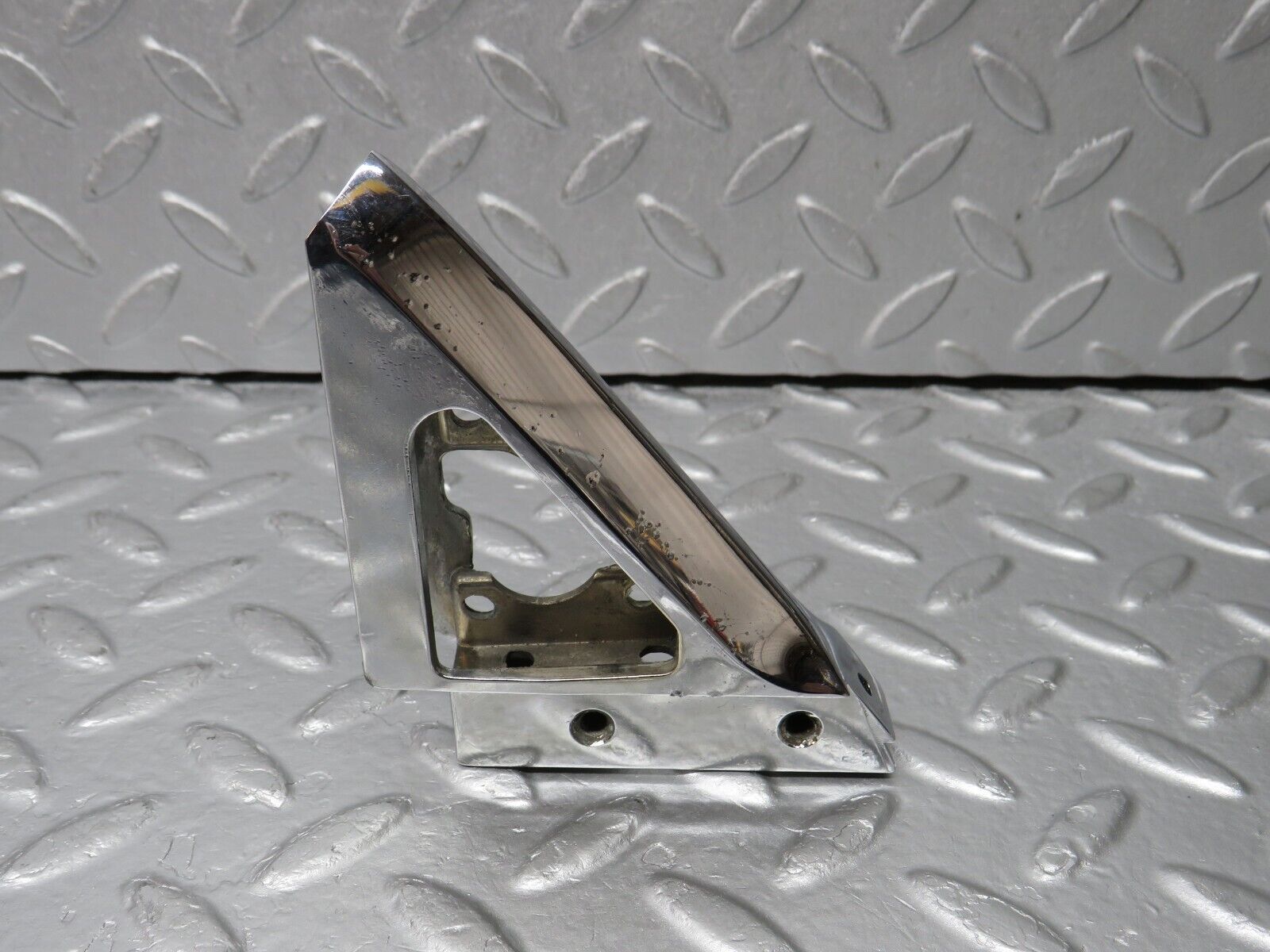 39120 Mercedes-Benz R107 500SL Left Wing Mirror Triangle Chrome Bracket