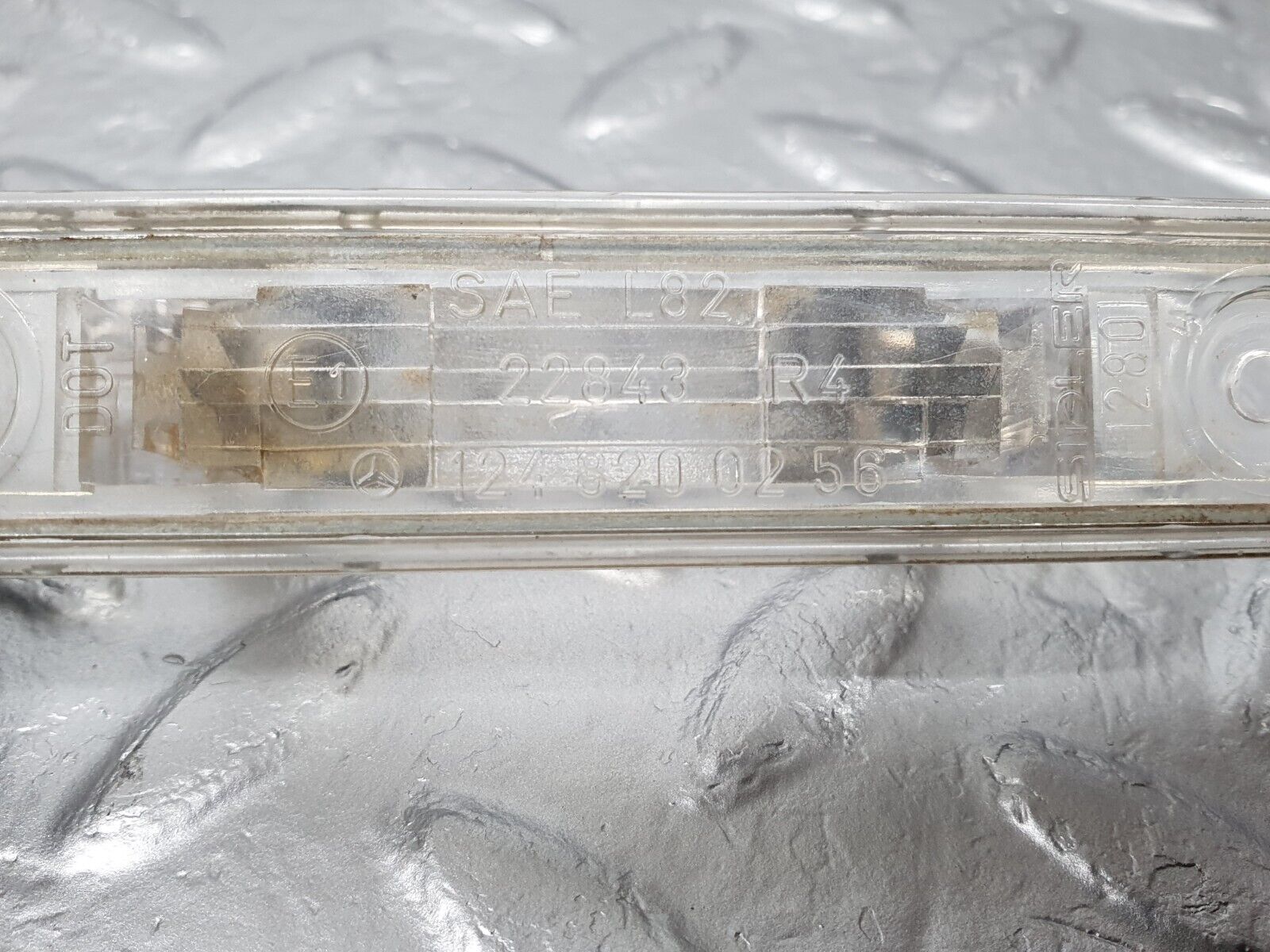 41665 Mercedes-Benz W124 200E Number Plate Light Pair 1248200256