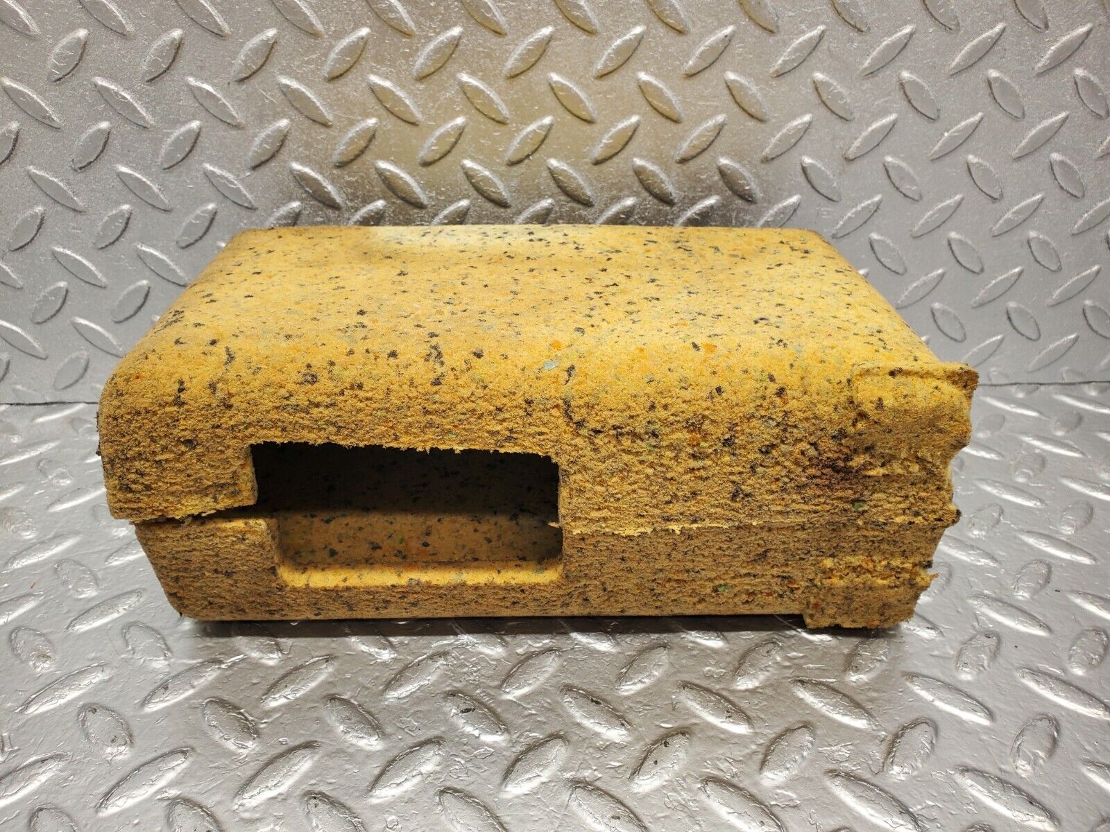 46900 Mercedes-Benz R129 320SL Coupe Central Locking Vacuum Pump Housing 2088000135