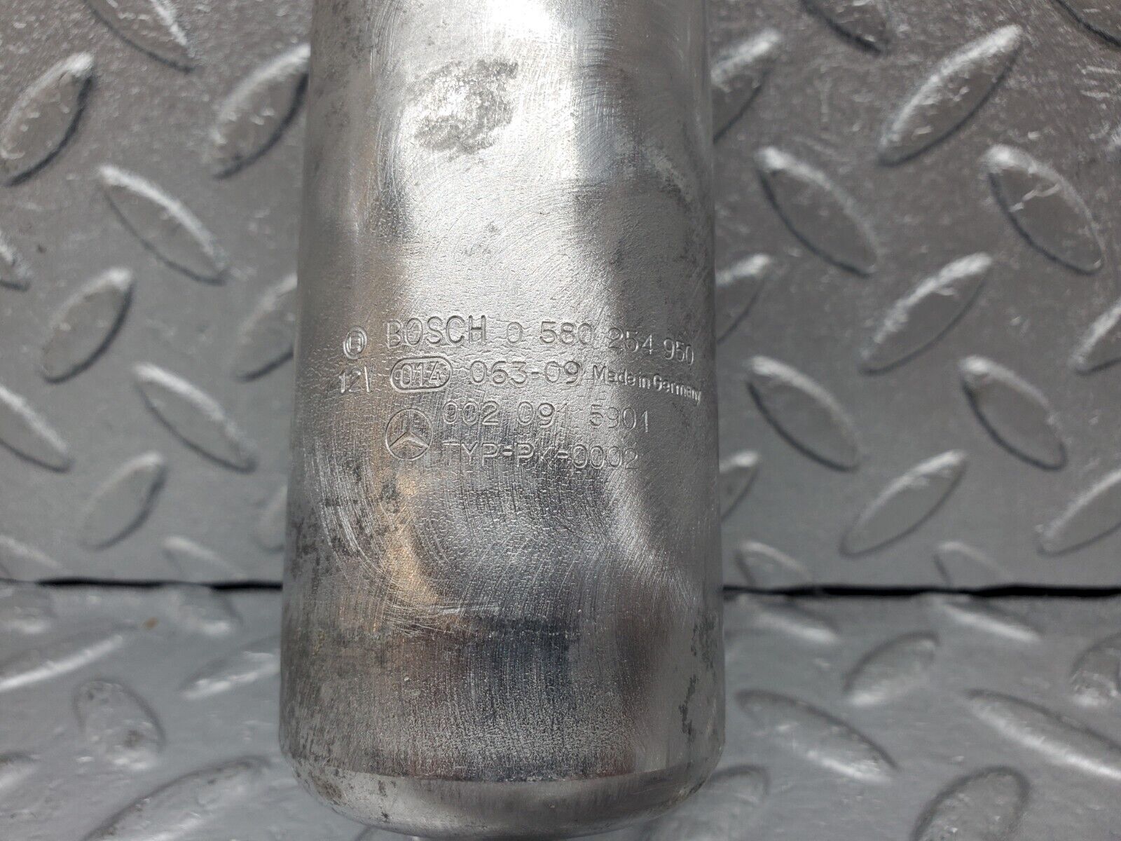 45087 Mercedes-Benz R129 300SL Coupe Fuel Pump Bosch 0020915901 0580254950