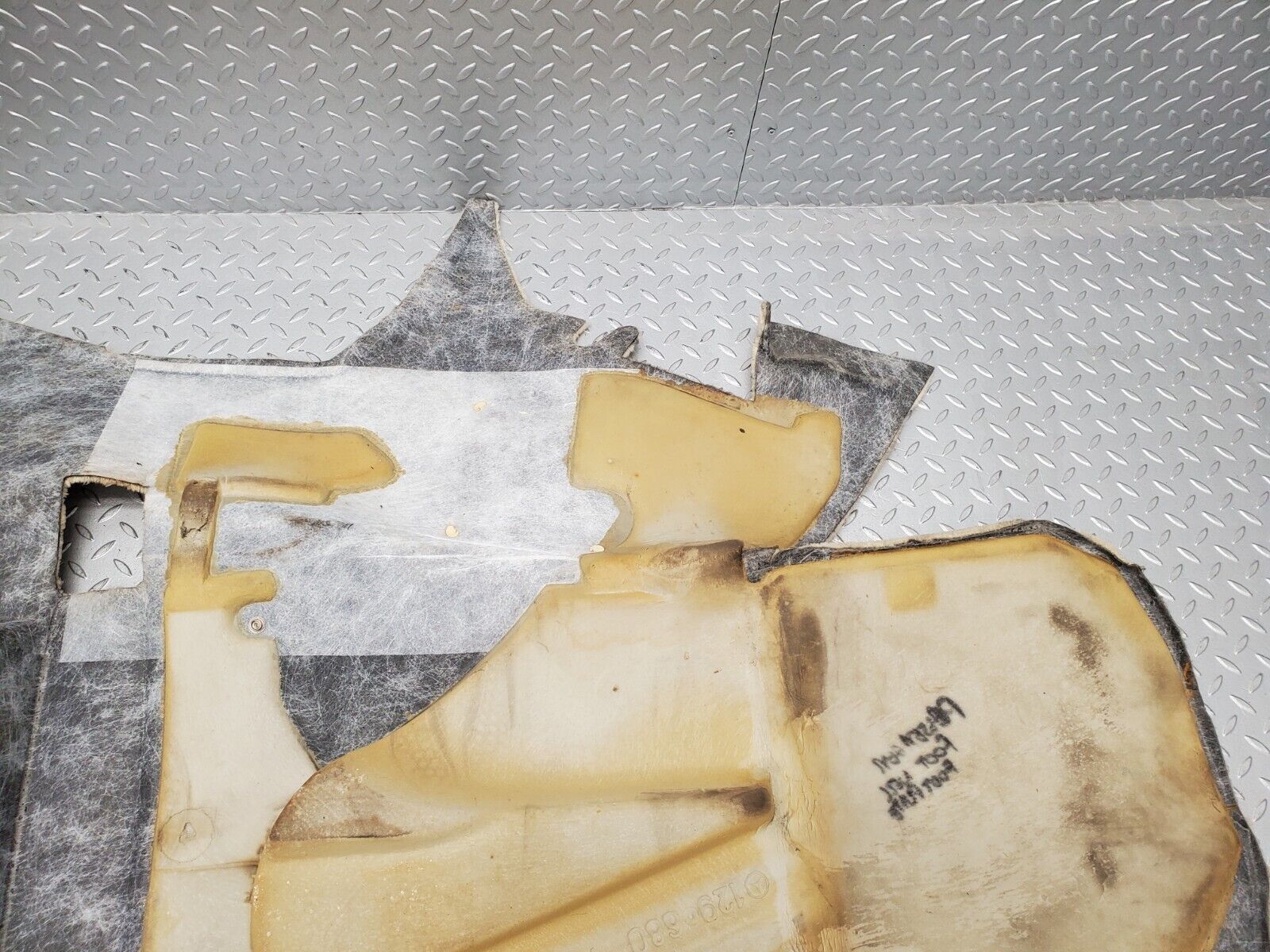 46983 Mercedes-Benz R129 320SL Coupe Front Left Floor Carpet Beige 1296801340