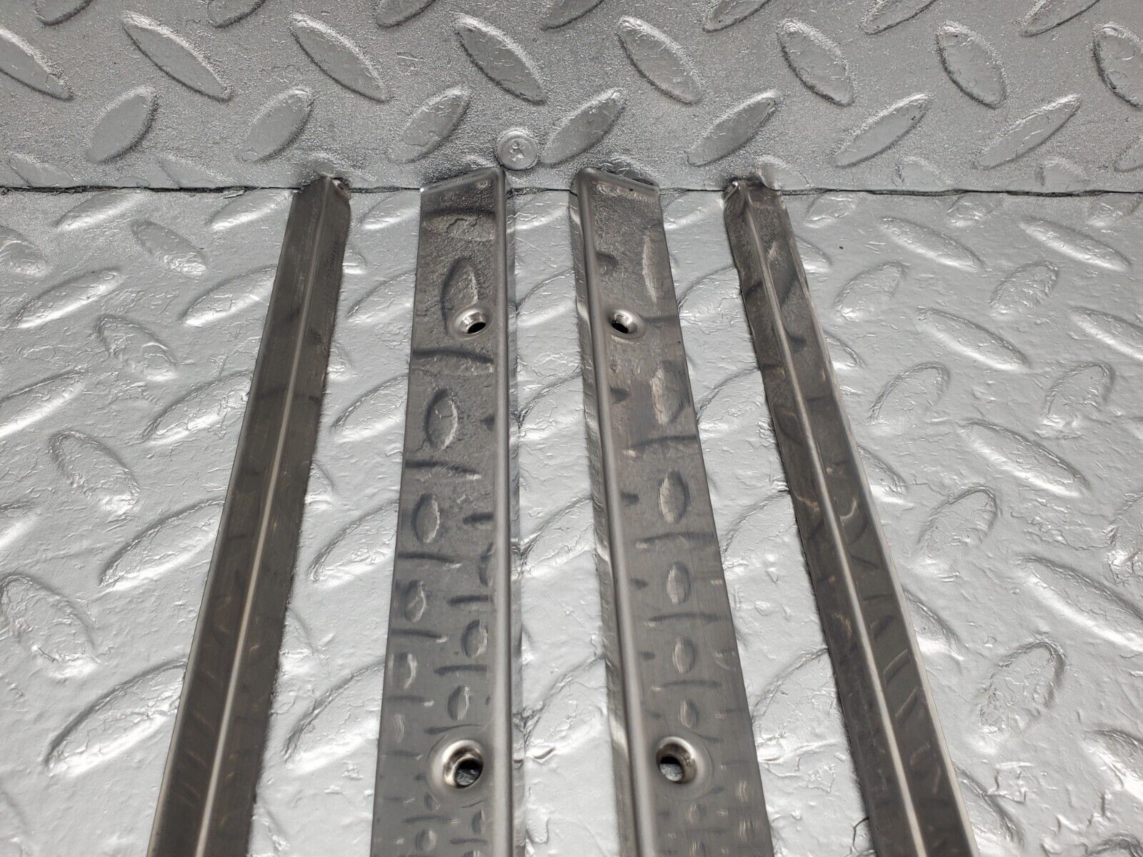 46455 Mercedes-Benz C123 280CE Coupe Sunroof Chrome Trim Set