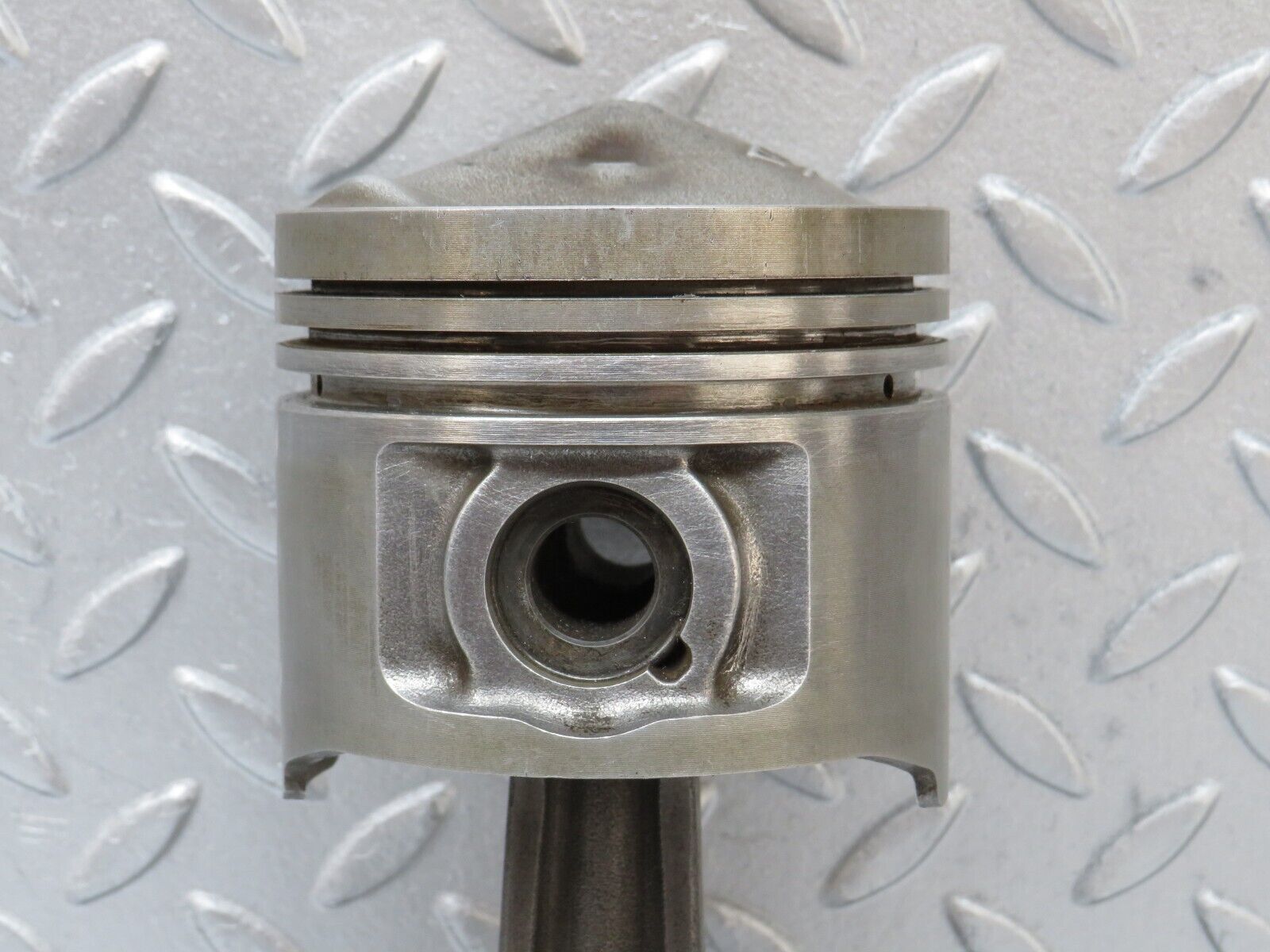 35583 Mercedes-Benz R107 280SL Piston With Connecting Rod 85.976 11005