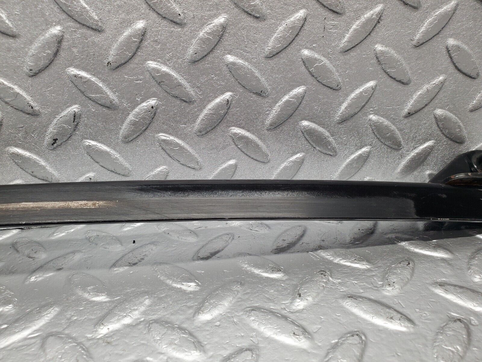 46762 Mercedes-Benz R129 320SL Coupe Front Left Window Channel