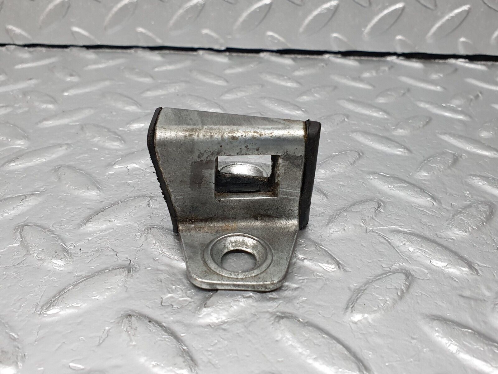 41693 Mercedes-Benz W124 200E Door Lock Latch