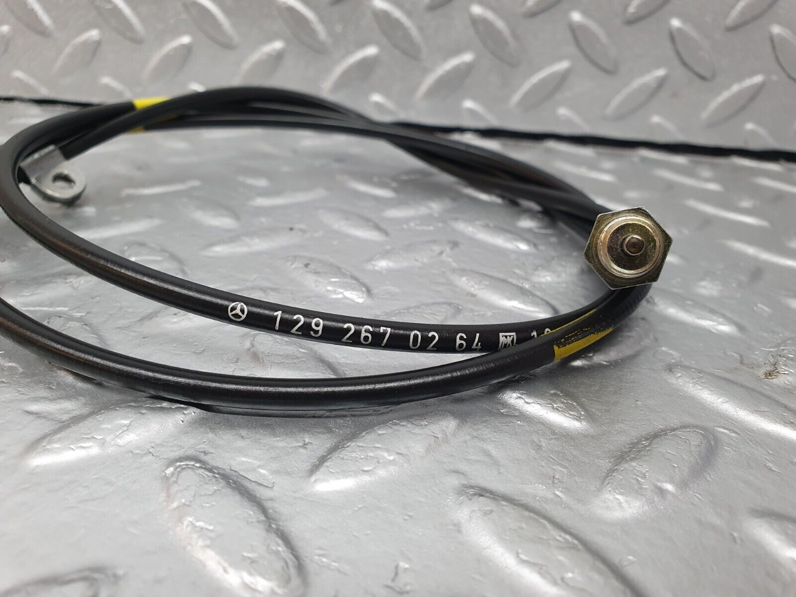 42576 Mercedes-Benz R129 320SL Coupe Steering Lock Transmission Lockout Cable 1292670264