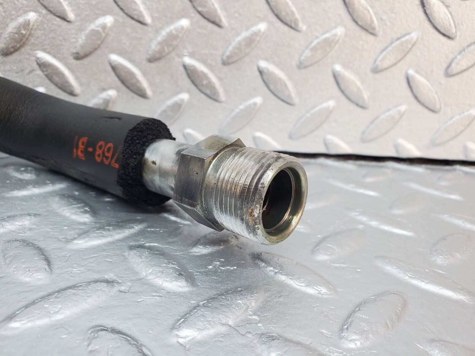 45823 Mercedes-Benz W126 420SE Air Conditioning Hose Pipe