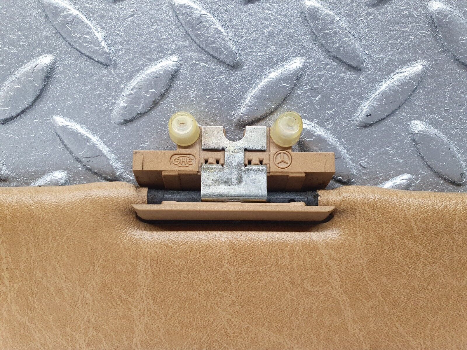 43518 Mercedes-Benz C126 380SEC Coupe Middle Sun Visor