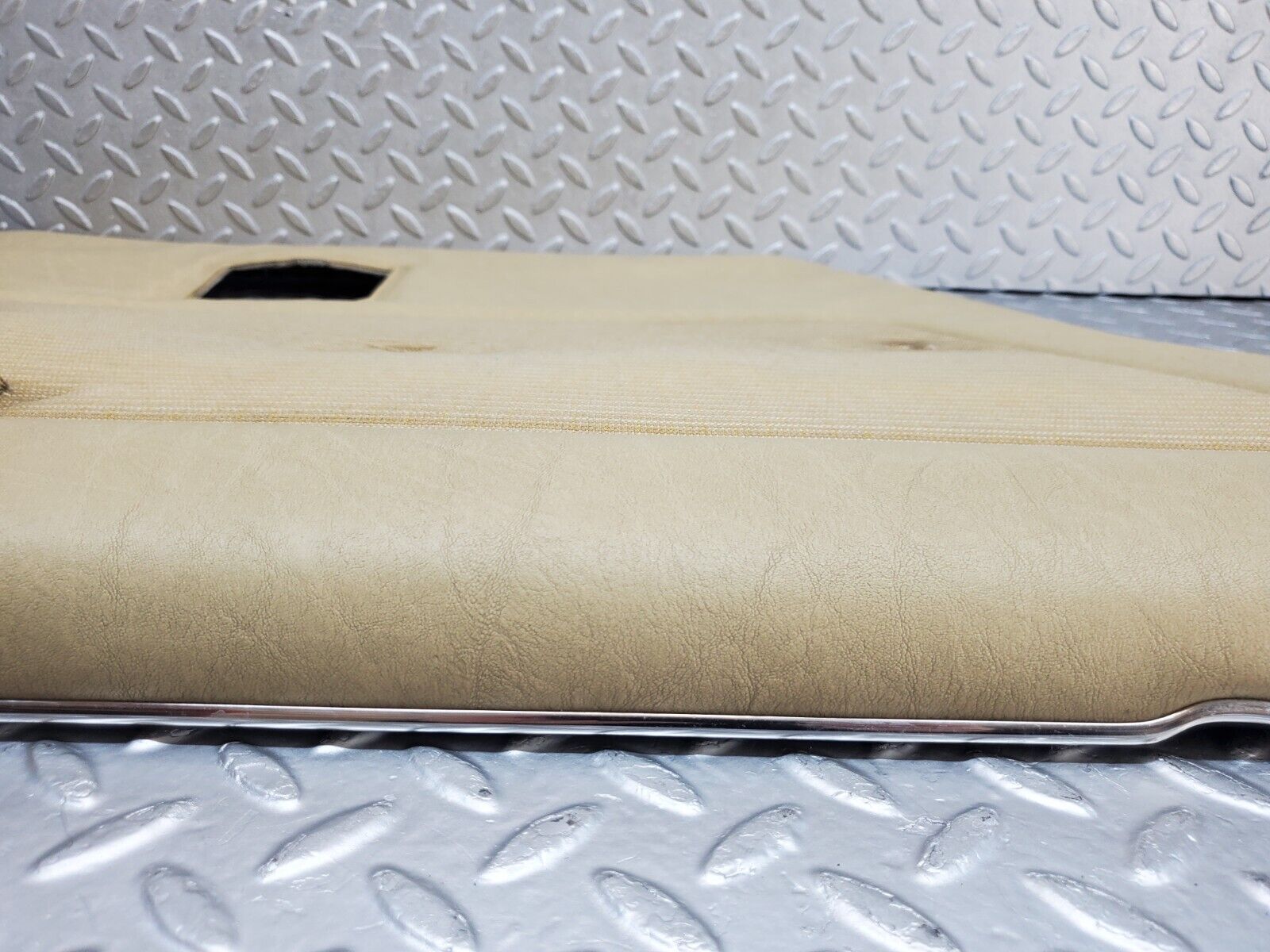 44380 Mercedes-Benz W123 280E Rear Left Door Card Beige