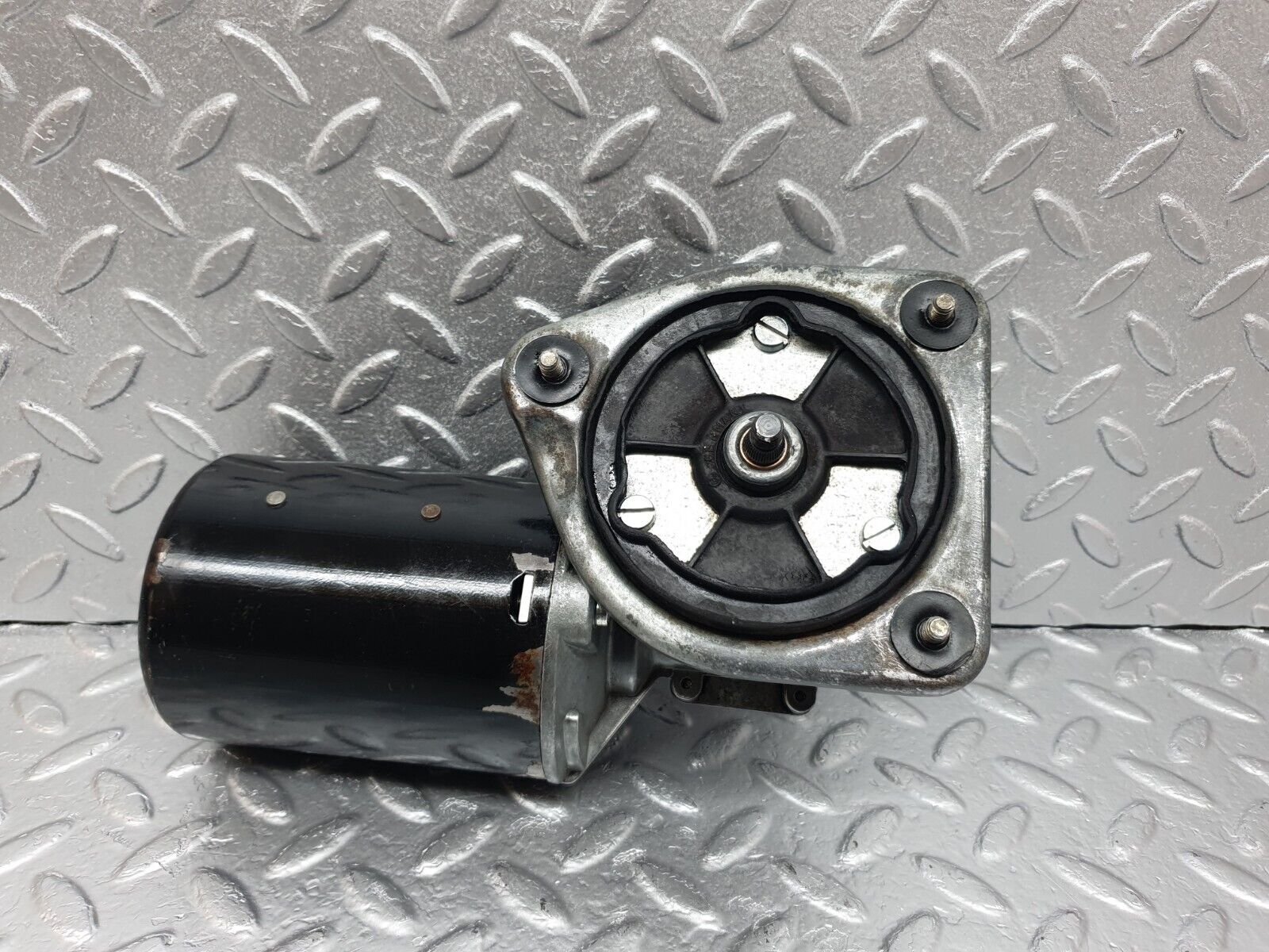 43356 Mercedes-Benz W108 280SE Wiper Motor Bosch 0390446055