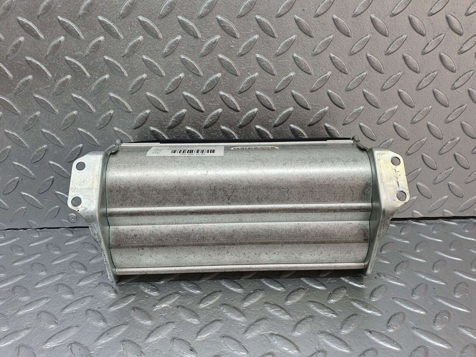 41884 Mercedes-Benz W202 C200 Dashboard Airbag Left Side 2028601205