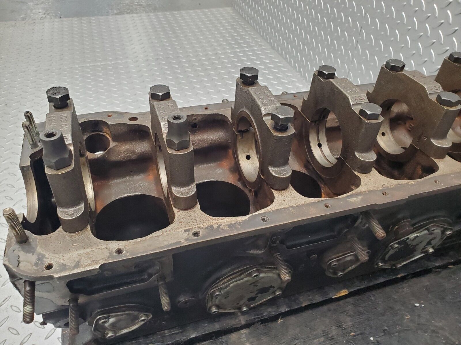 46734 Mercedes-Benz C123 280CE Coupe Engine Block 110.988 1100111101