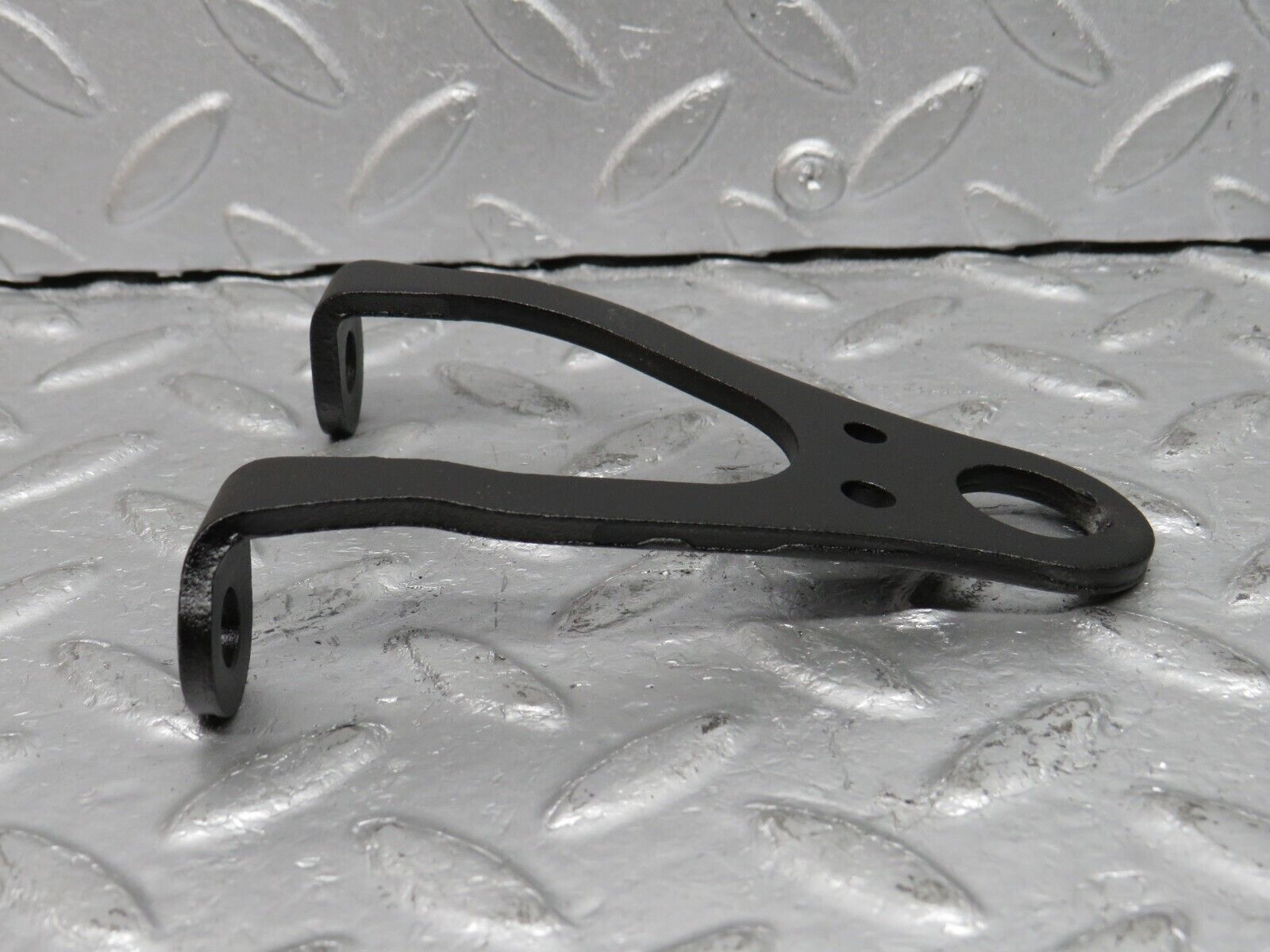 39267 Mercedes-Benz R107 500SL Engine Lifting Eyes Hooks