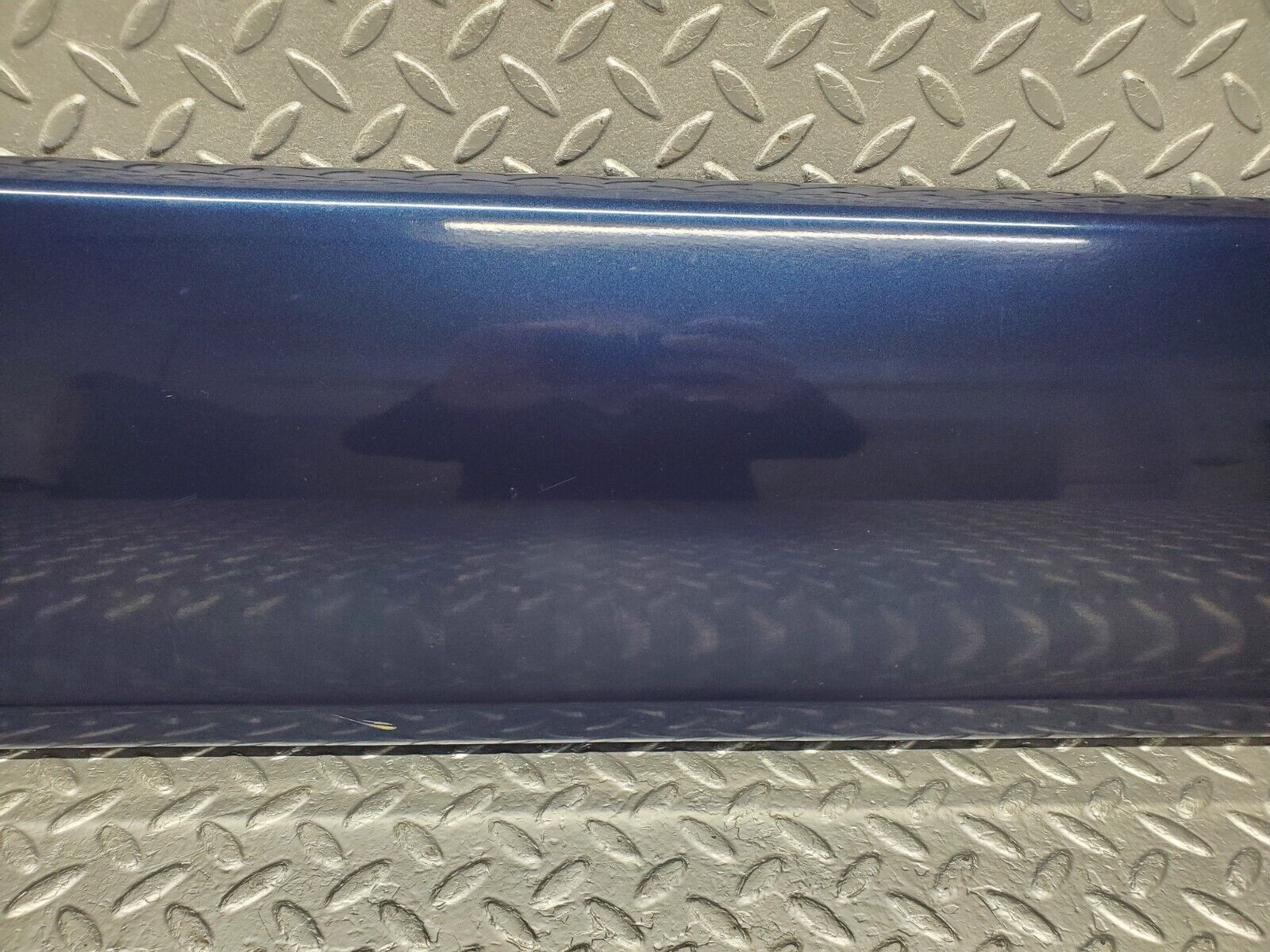 46746 Mercedes-Benz R129 320SL Coupe Right Door Lower Moulding Trim 1296902240