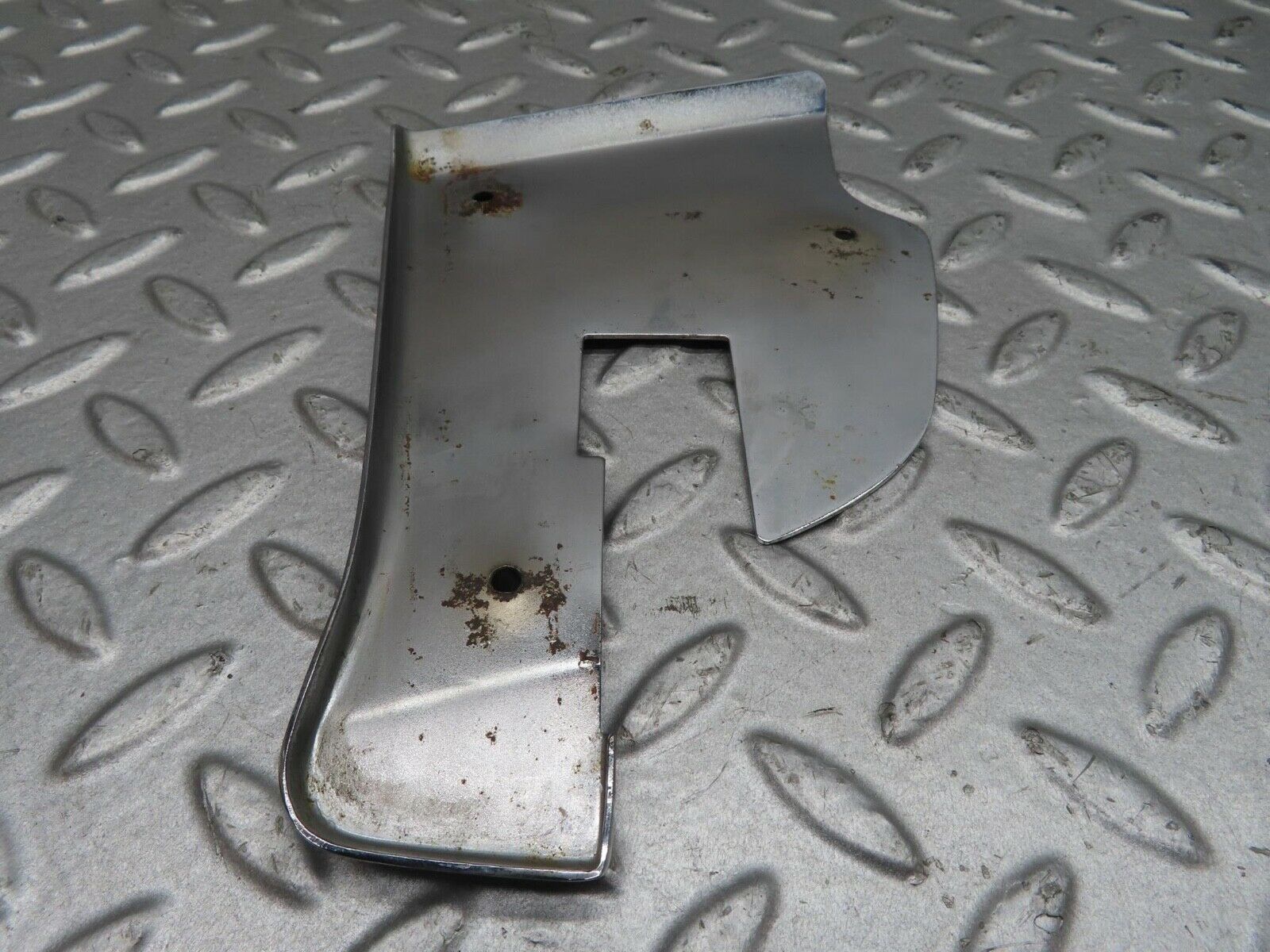 13861 Mercedes-Benz R107 450SL Right Door Chrome Cover