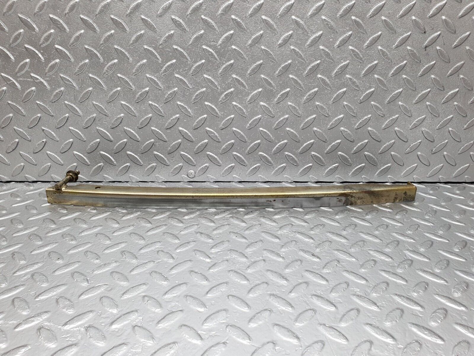 43712 Mercedes-Benz C126 380SEC Coupe Right Door Window Channel