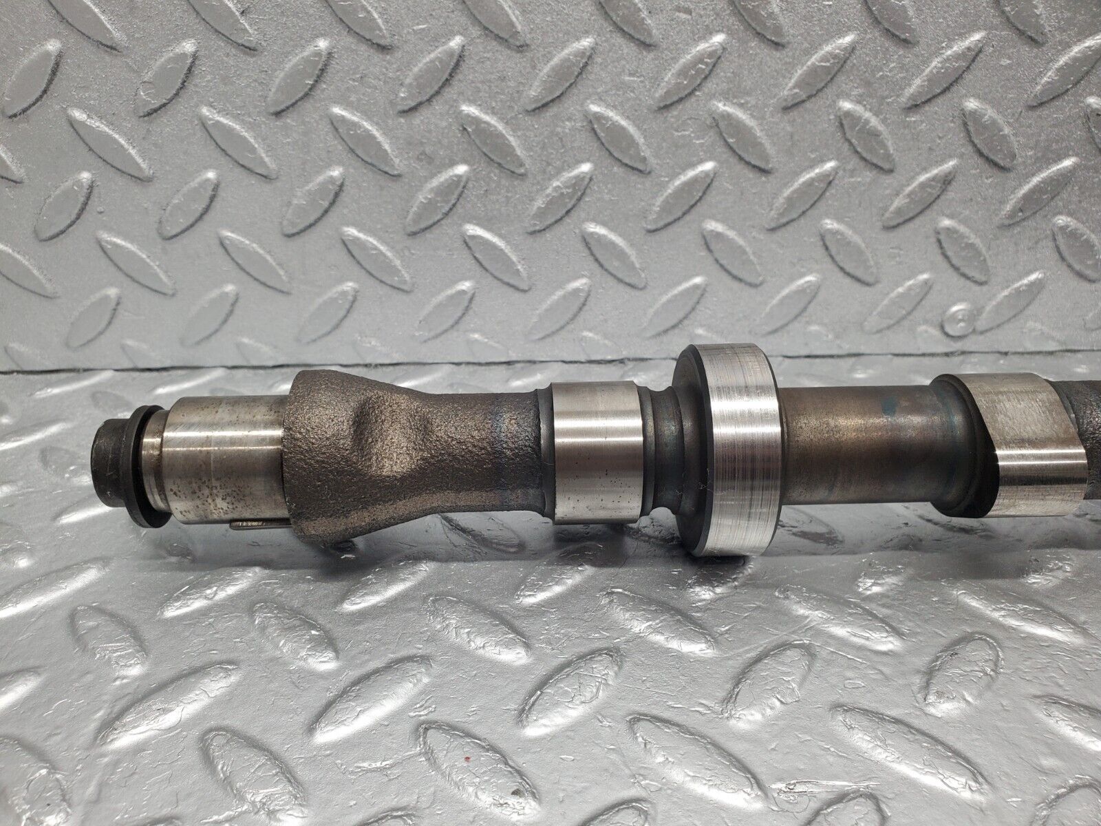 46614 Mercedes-Benz C123 280CE Coupe Camshaft Intake Side 1100517401