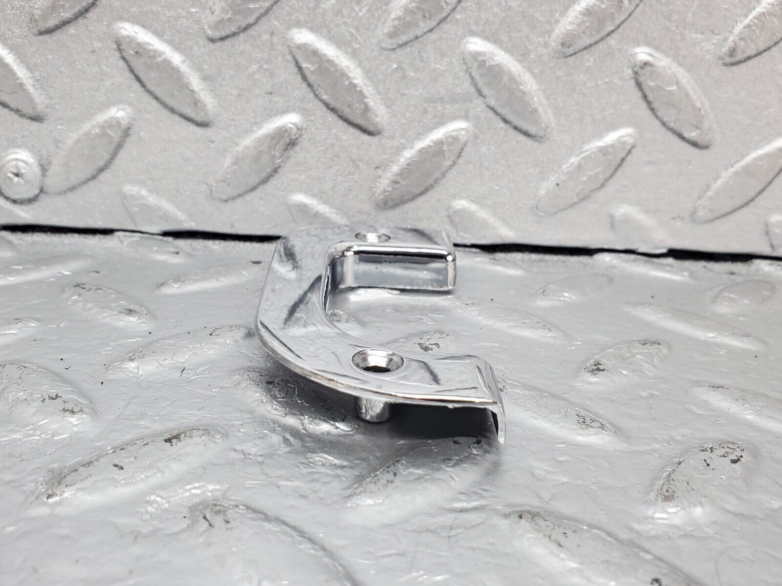 44386 Mercedes-Benz W123 280E Interior Chrome Door Latch Trim Left 1237230124