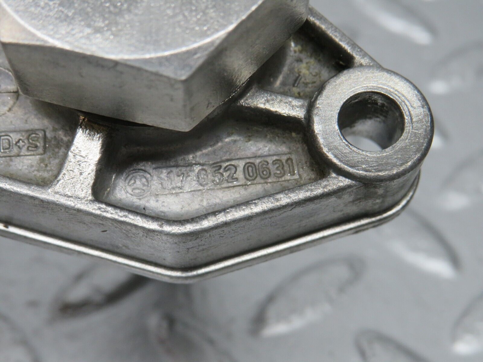 39206 Mercedes-Benz R107 500SL Timing Chain Tensioner 1170520631