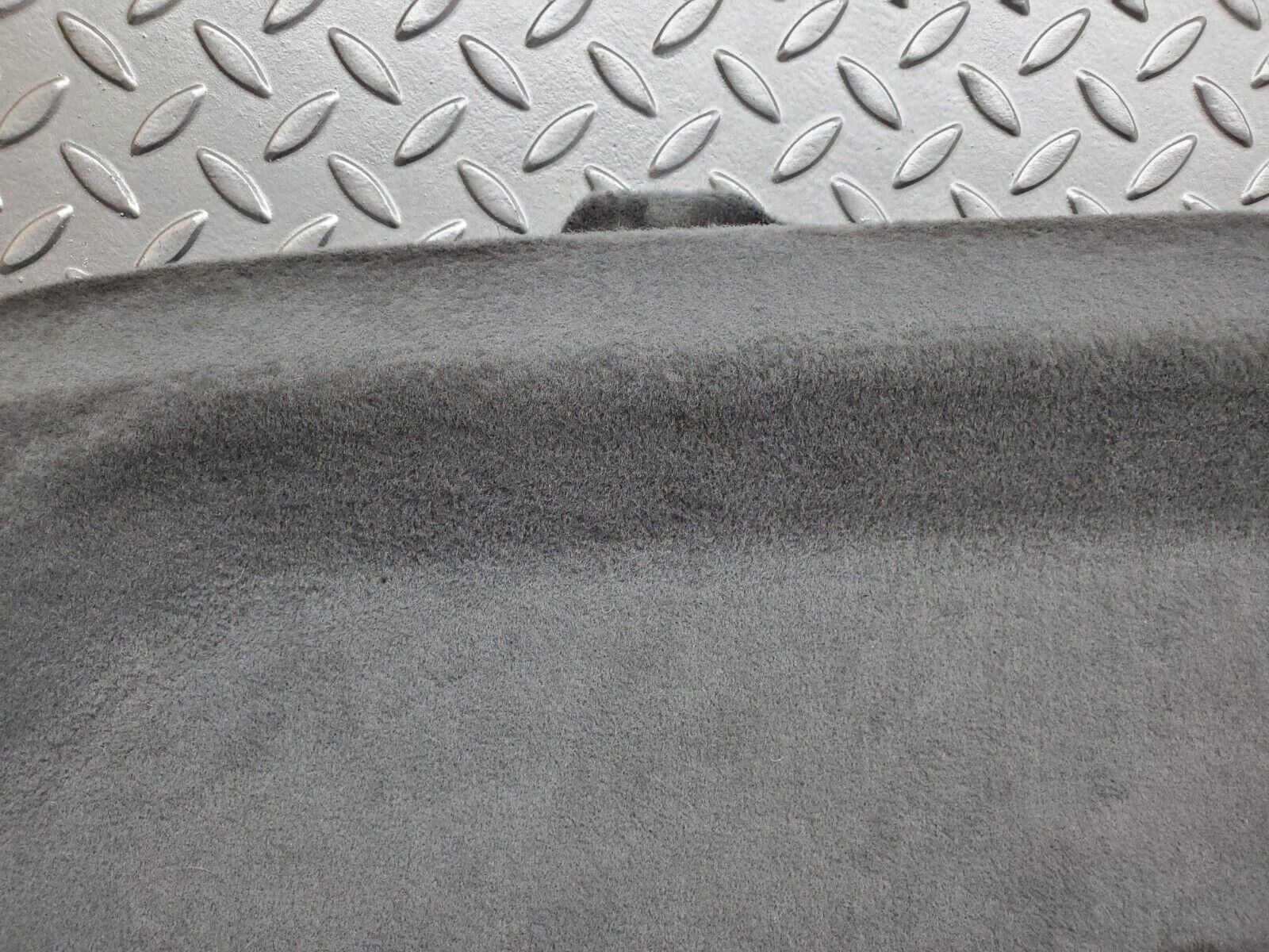 44696 Mercedes-Benz W124 220E Parcel Shelf With Speakers Grey 1246900249