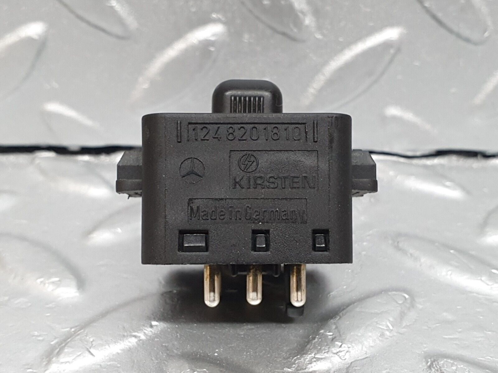 41651 Mercedes-Benz W124 200E Electric Mirror Adjust Switch 1248201810