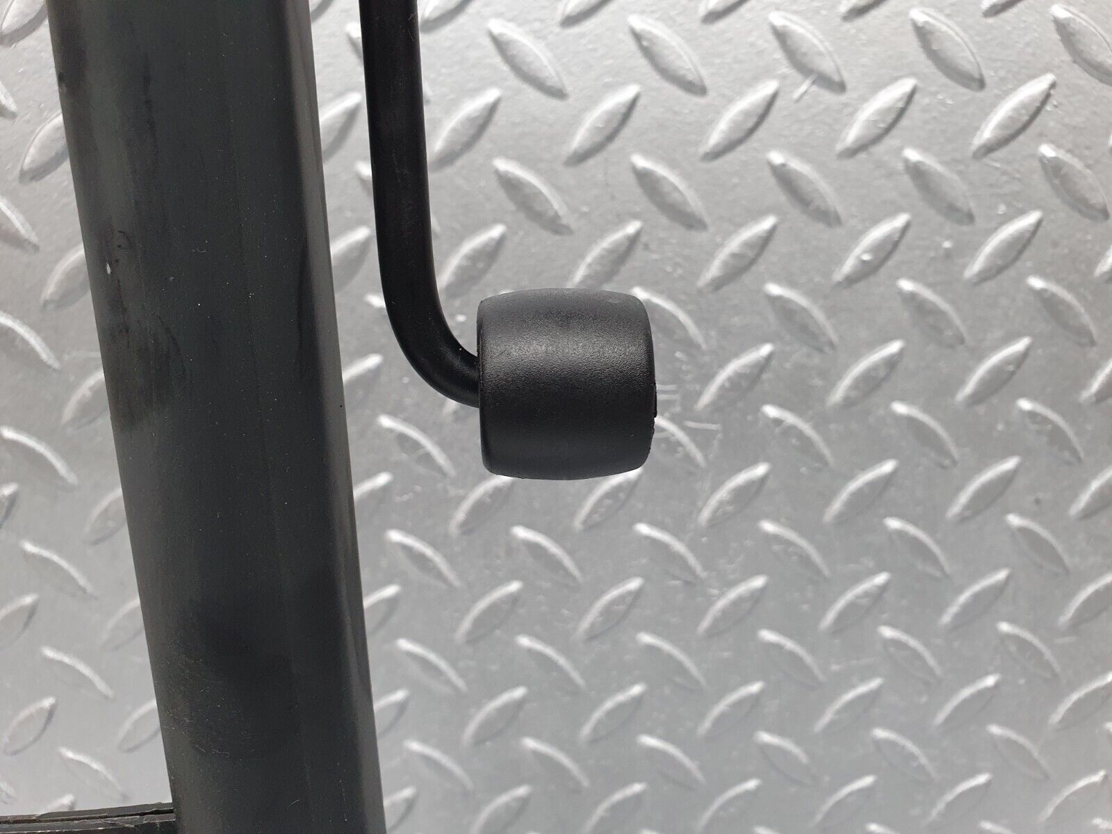 41785 Mercedes-Benz W202 C200 Car Jack 2105830115