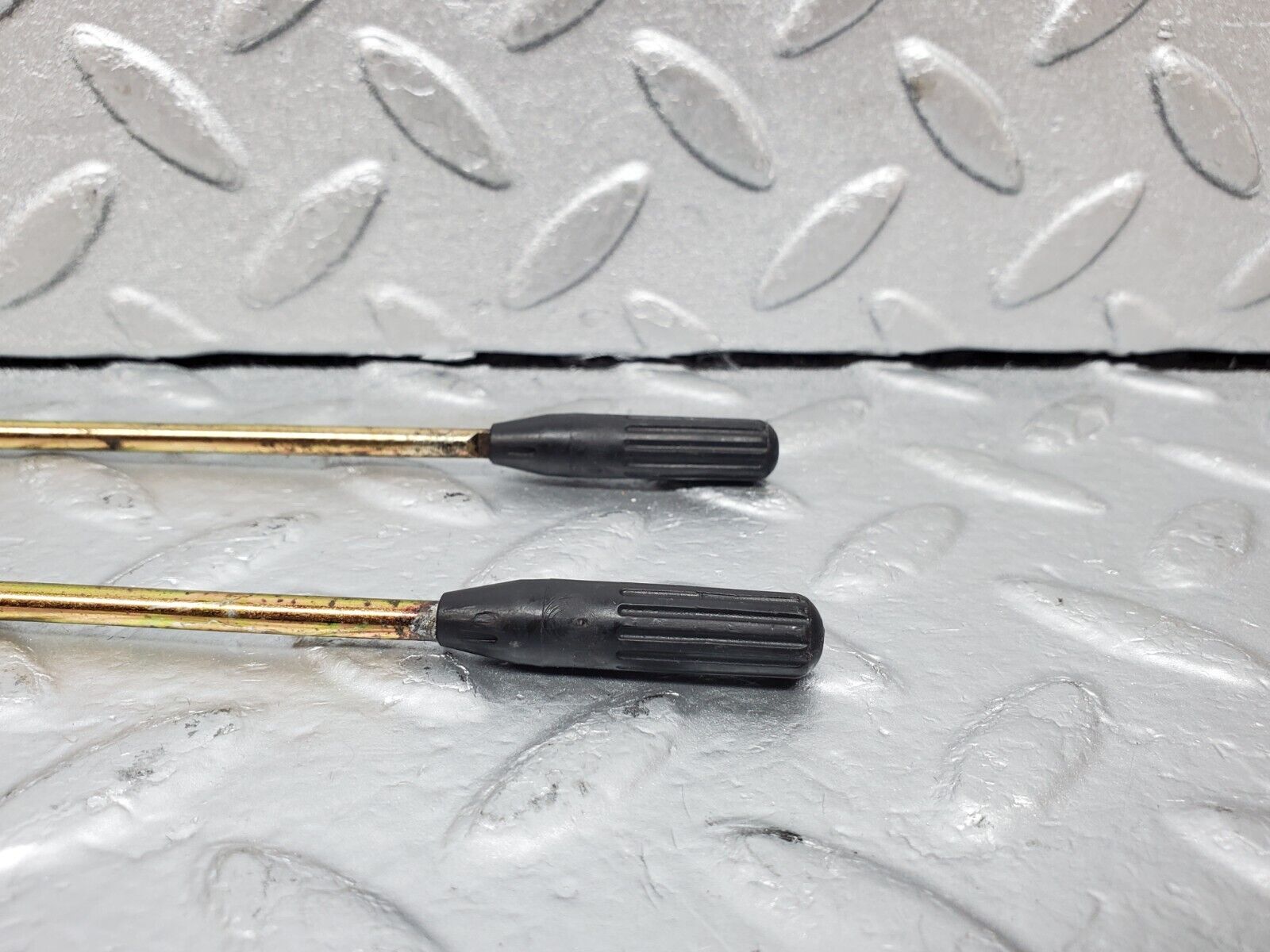 44829 Mercedes-Benz W124 220E Front Door Lock Knob Pair