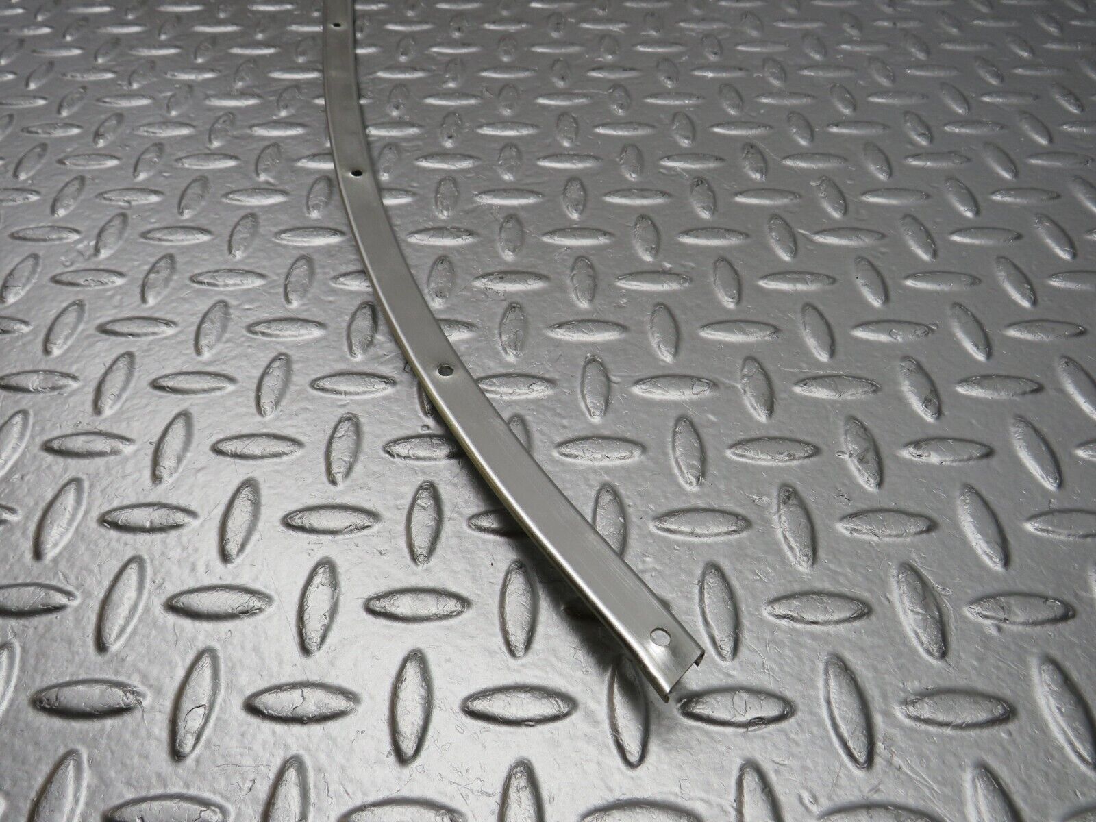 40205 Mercedes-Benz R107 Hardtop Interior Roof Chrome