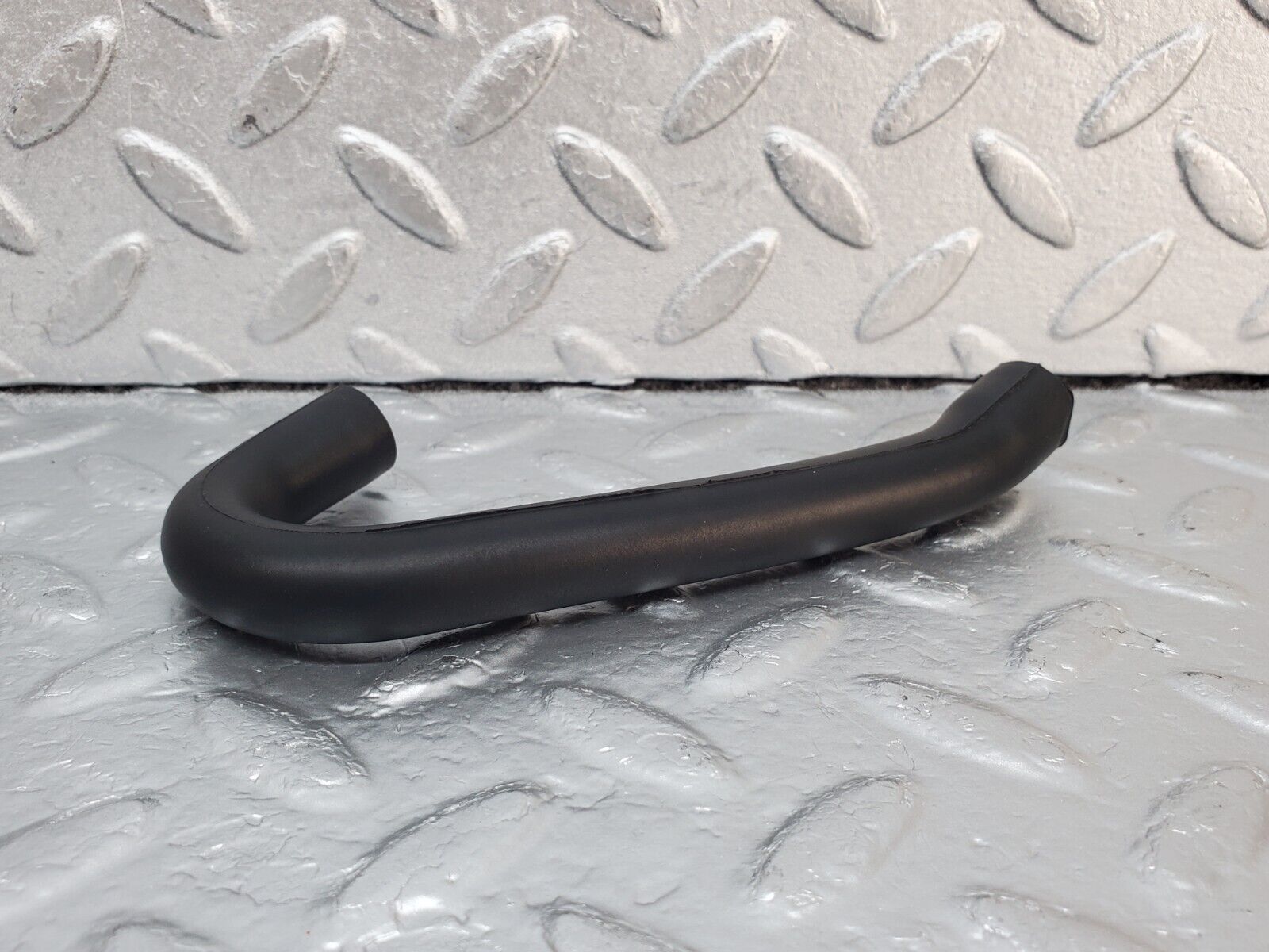 45398 Mercedes-Benz 280E M110.983 Air Intake Pipe 1100944982