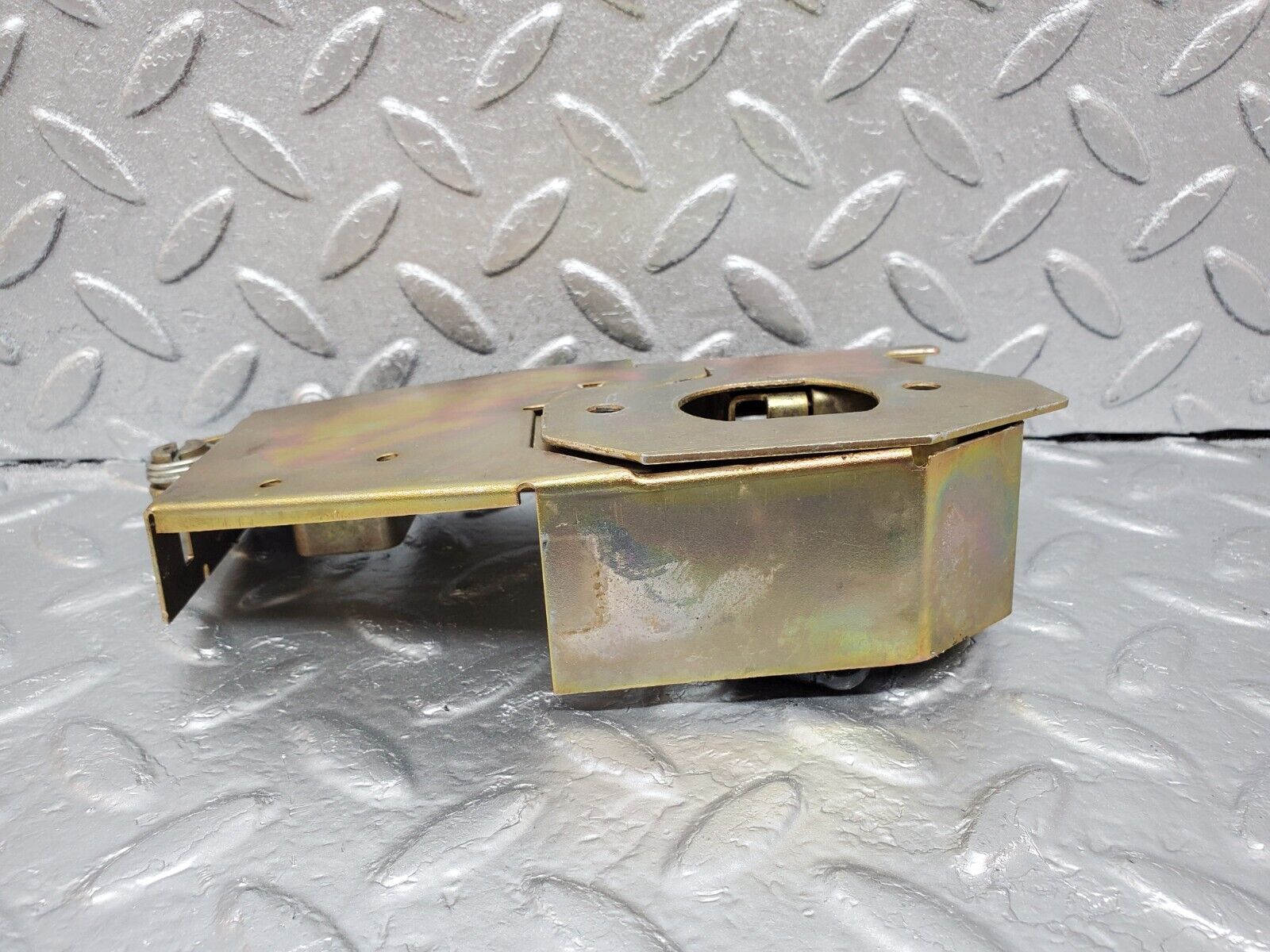 45638 Mercedes-Benz W126 420SE Trunk Lock