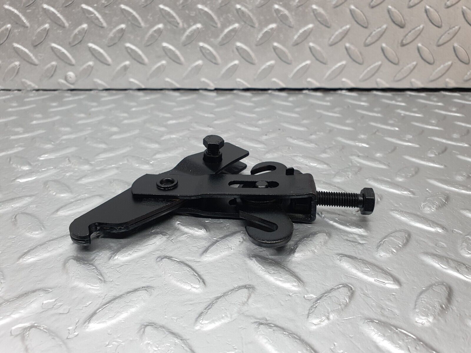 42834 Mercedes-Benz W201 190 2.0L Handbrake Adjusting Handbrake Regulator