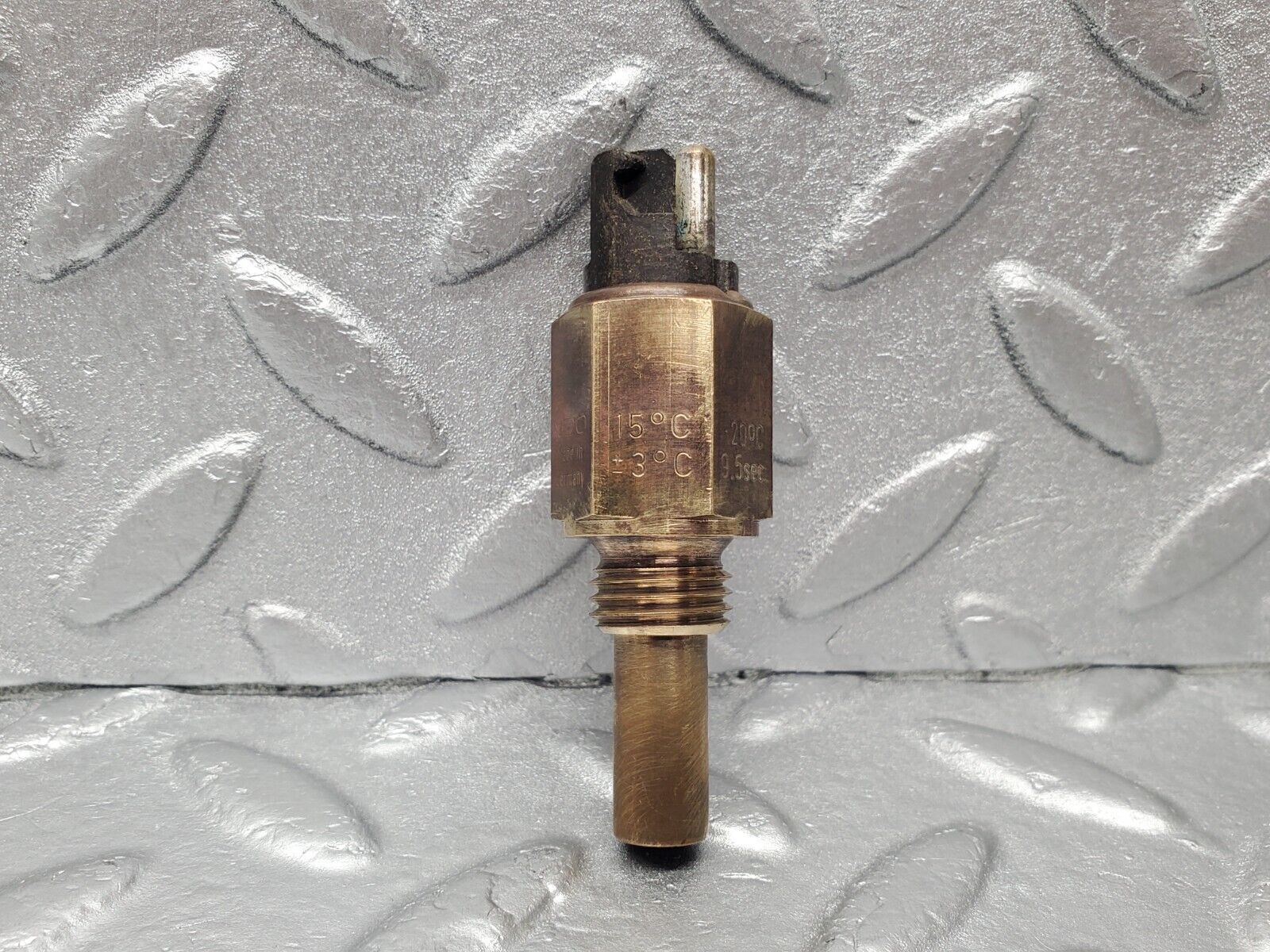 46581 Mercedes-Benz C123 280CE Coupe Coolant Temperature Sensor VDO