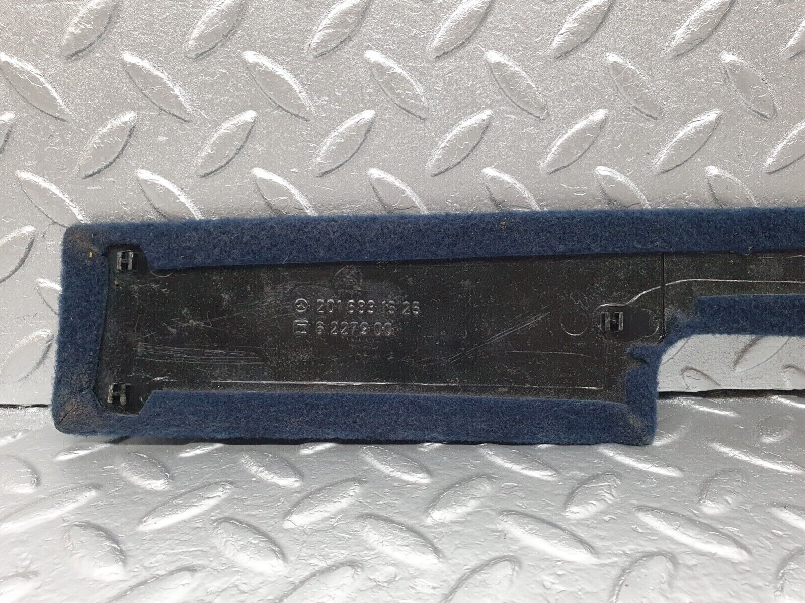 42987 Mercedes-Benz W201 190 Centre Console Carpet Blue 2016831525