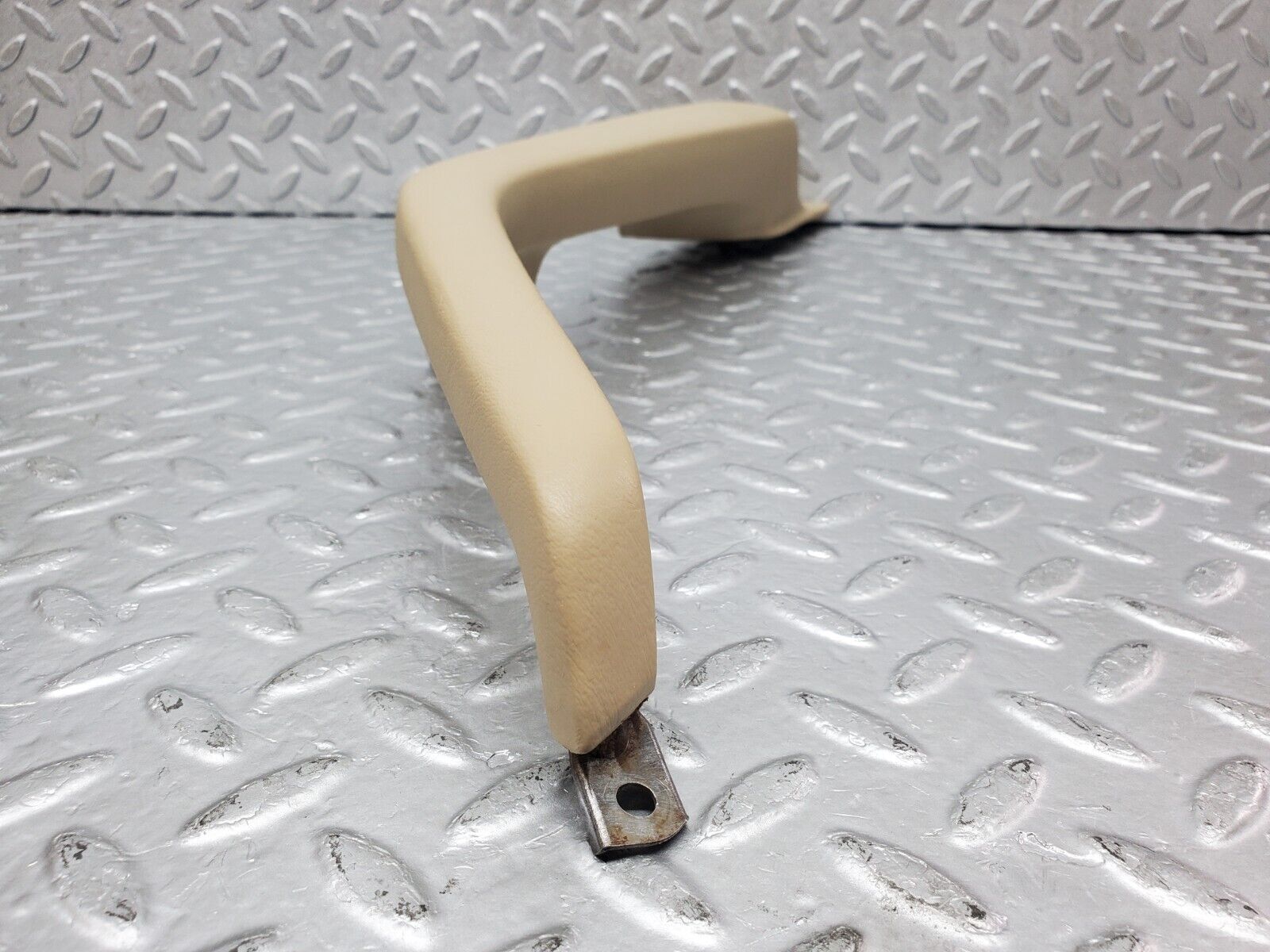 45614 Mercedes-Benz W126 420SE Rear Left Interior Door Handle Beige 1269701101