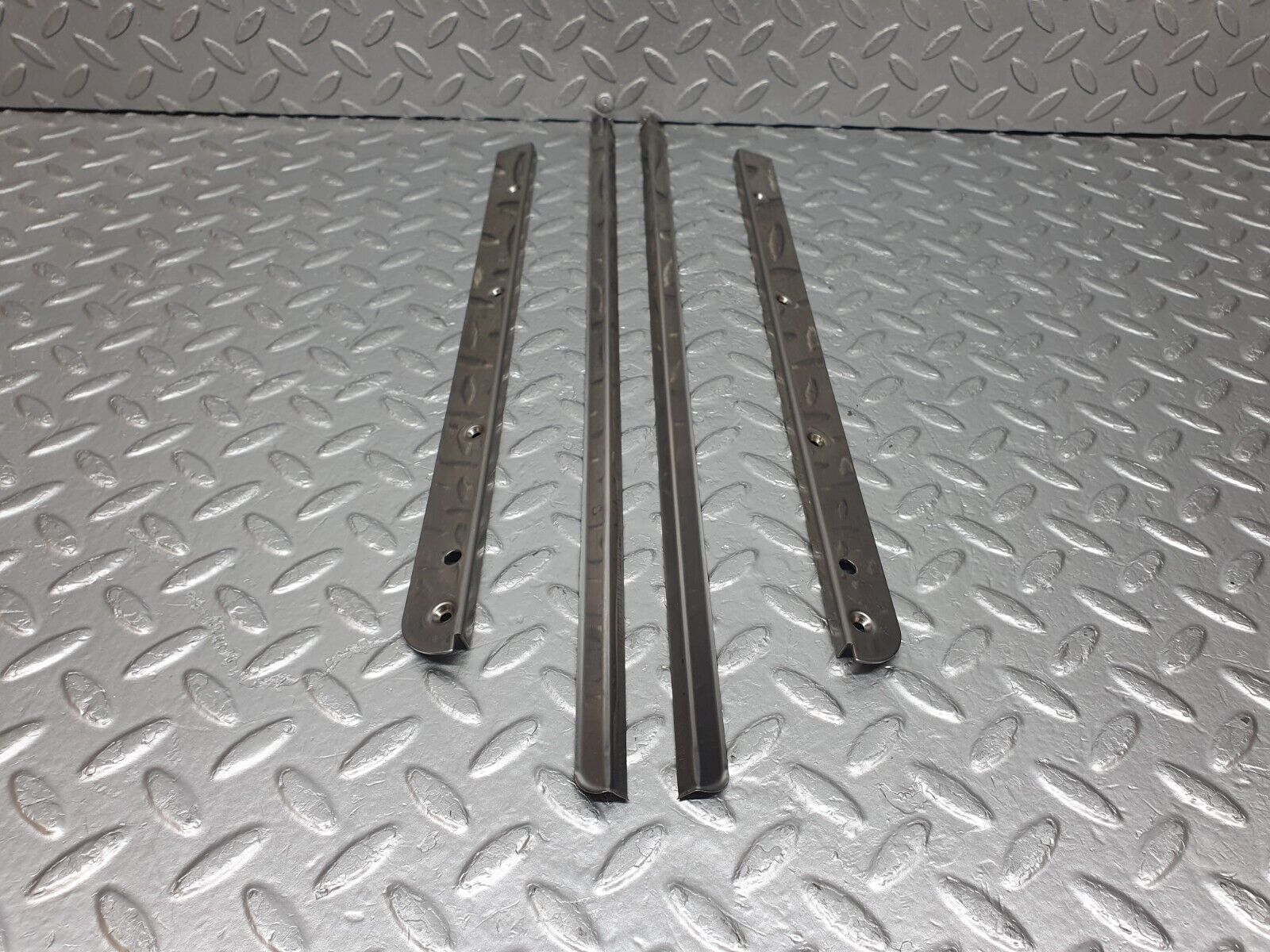 43944 Mercedes-Benz C123 230CE Coupe Sunroof Chrome Trim Set