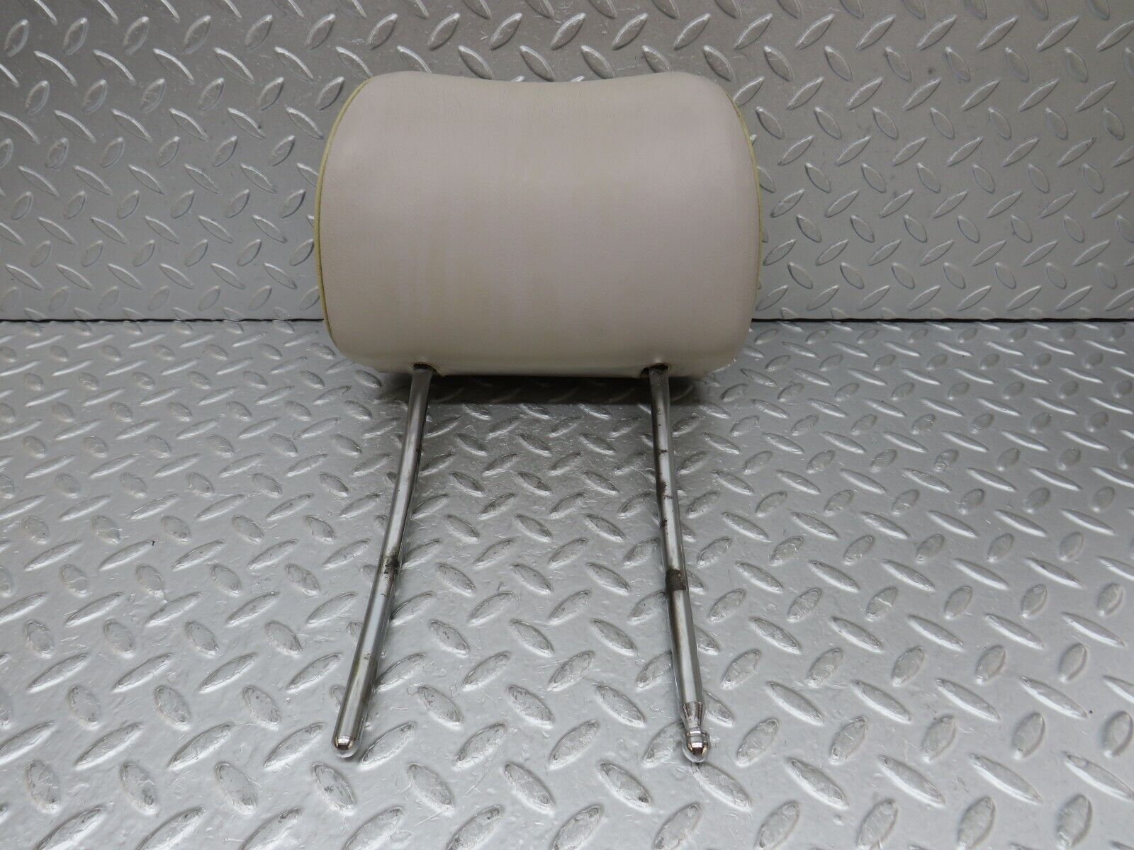 35629 Mercedes-Benz R107 280SL Front Seat Headrest