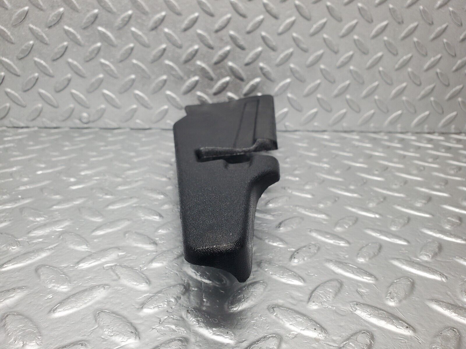 46619 Mercedes-Benz C123 280CE Coupe Front Right Seat Cover Trim Black 1239100618