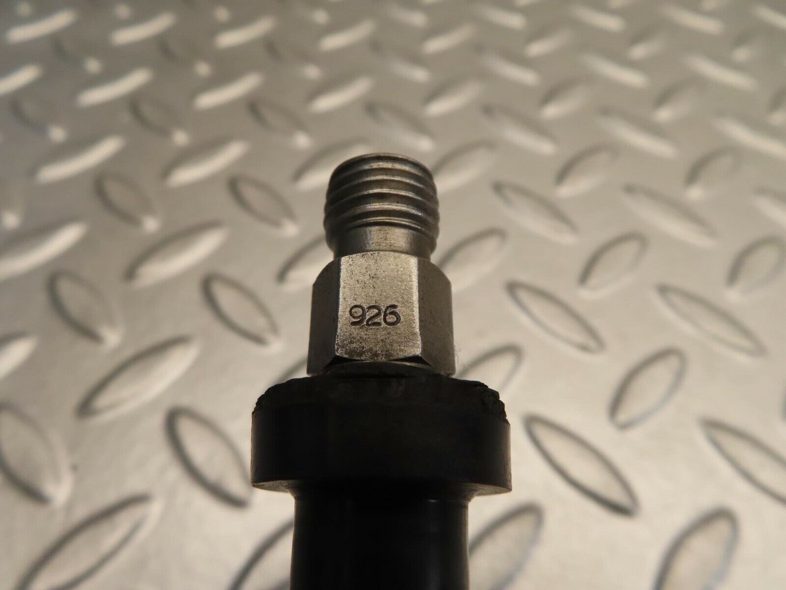 11735 Mercedes-Benz R107 450SL Fuel Injector Bosch