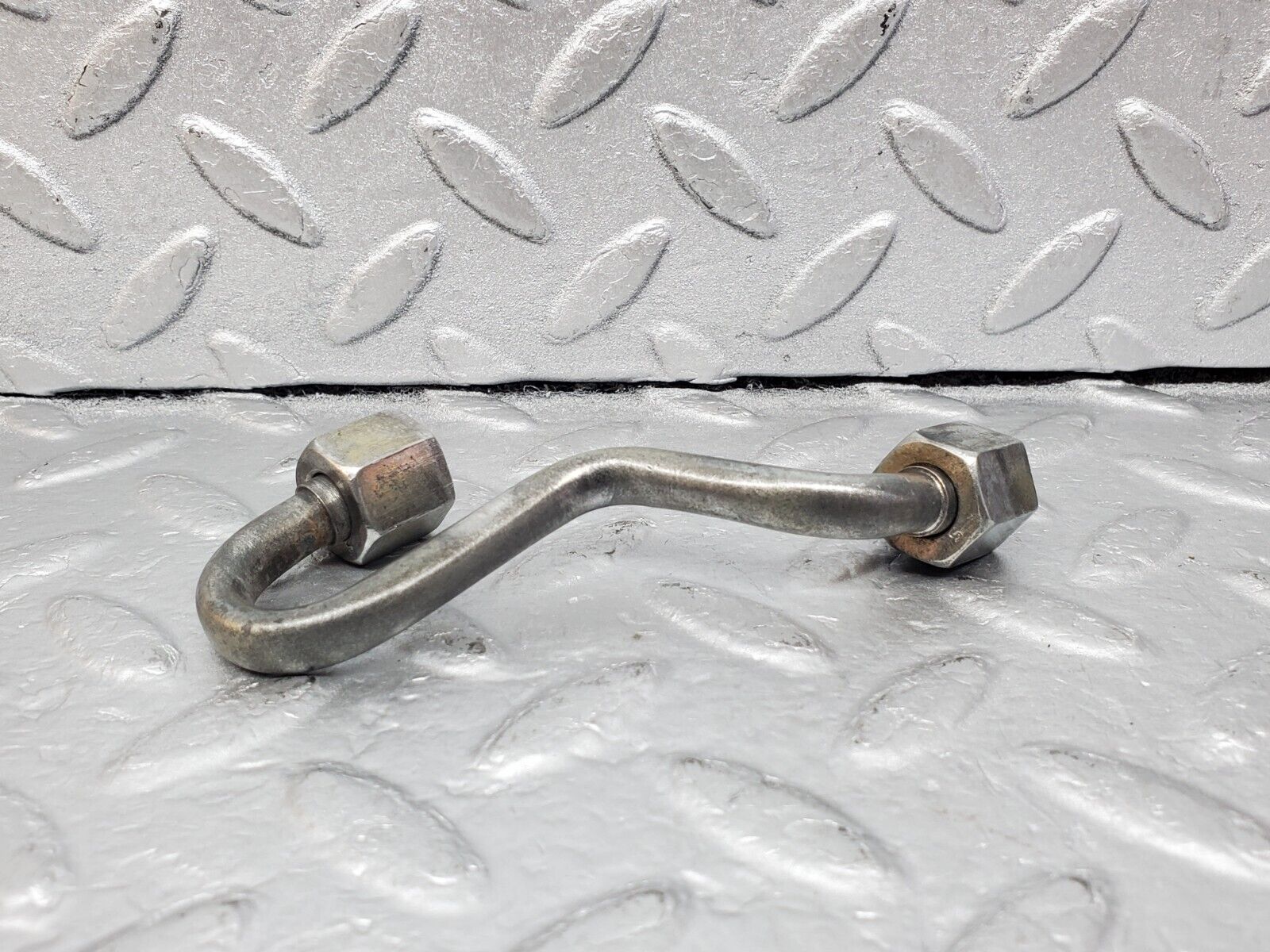 45977 Mercedes-Benz W126 420SE Fuel Line Pipe