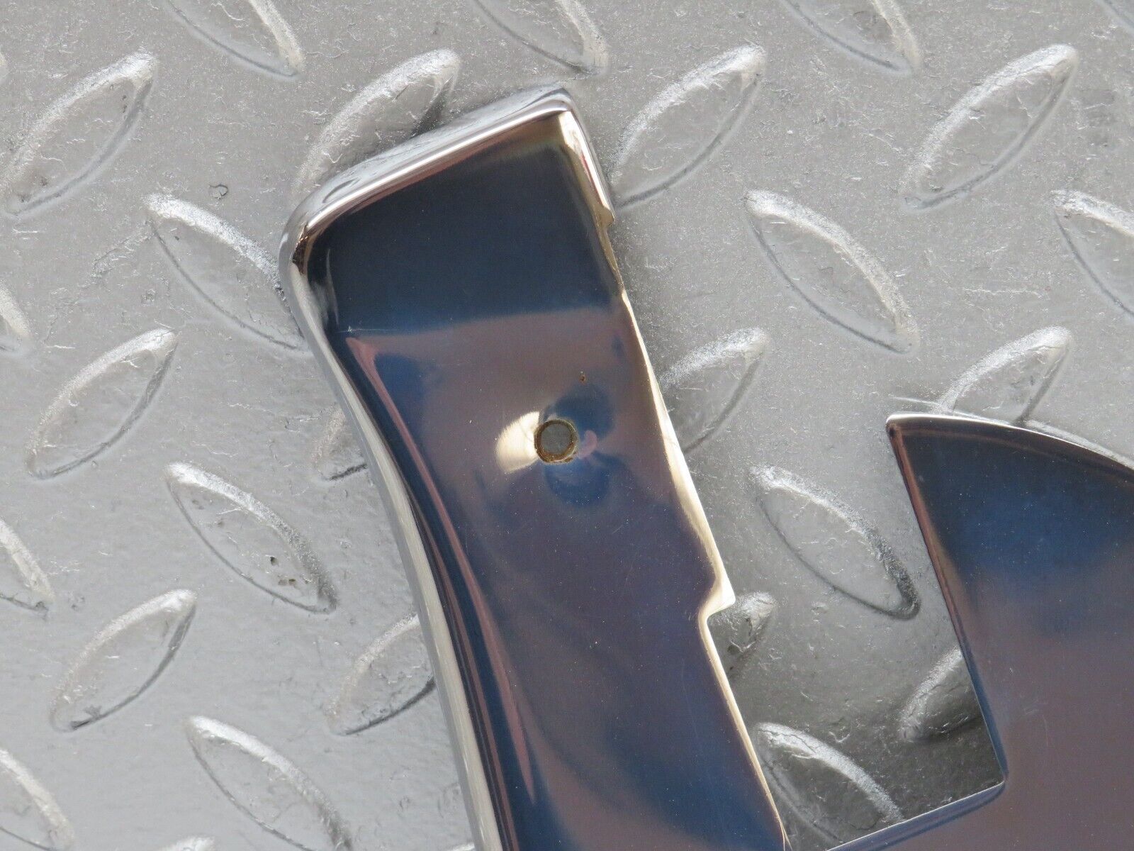 35665 Mercedes-Benz R107 280SL Right Door Chrome Cover