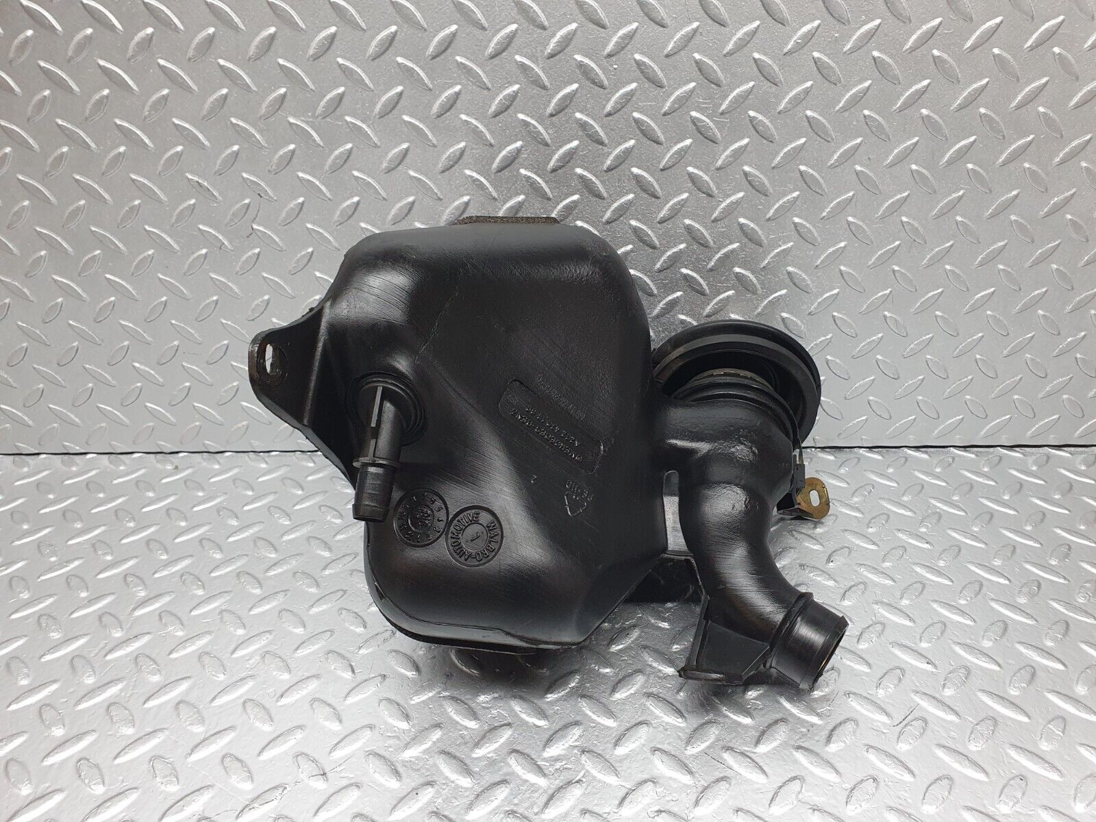 41775 Mercedes-Benz W202 C200 Fuel Filling Pipe Expansion Tank 2024701389