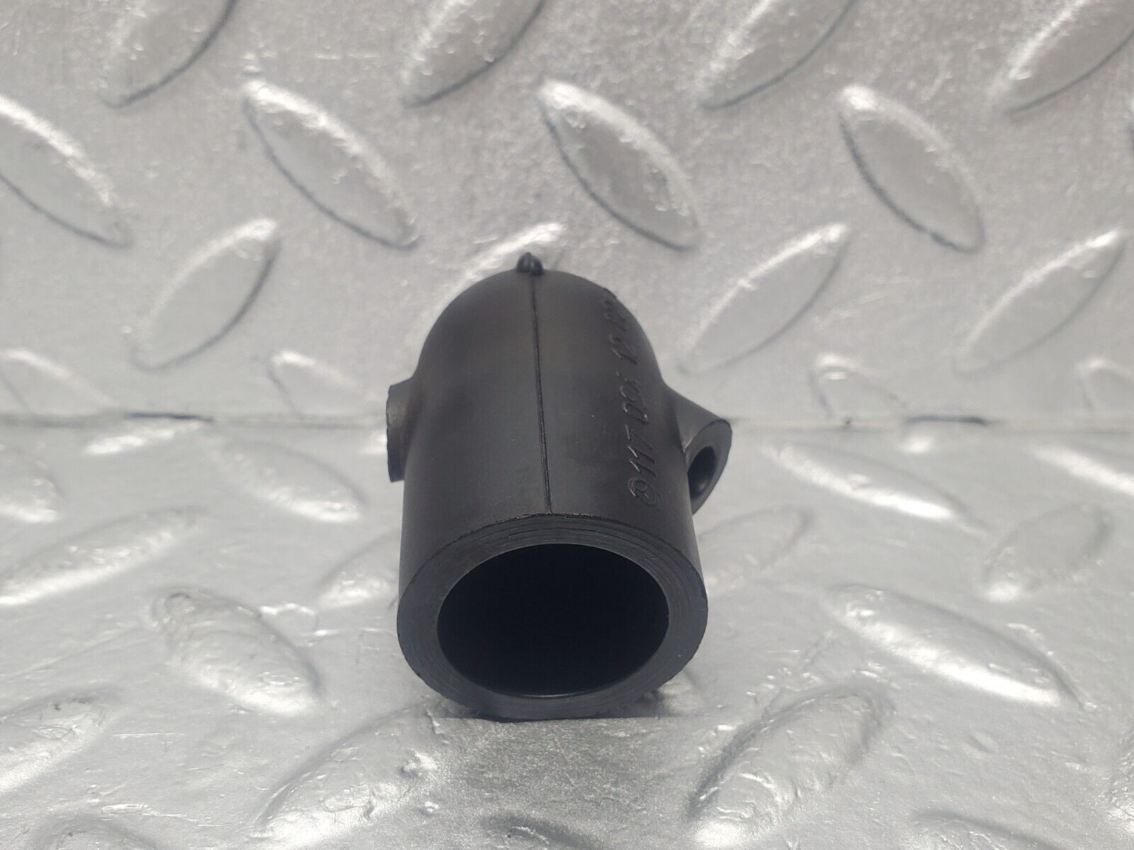 46043 Mercedes-Benz W126 420SE Idle Air Valve Hose 1170941282