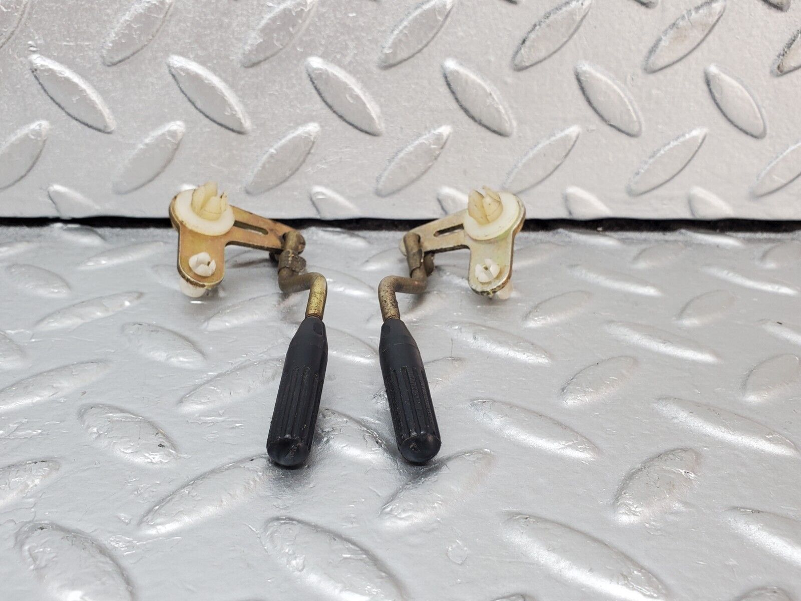 44437 Mercedes-Benz W123 280E Rear Door Lock Knob Pair